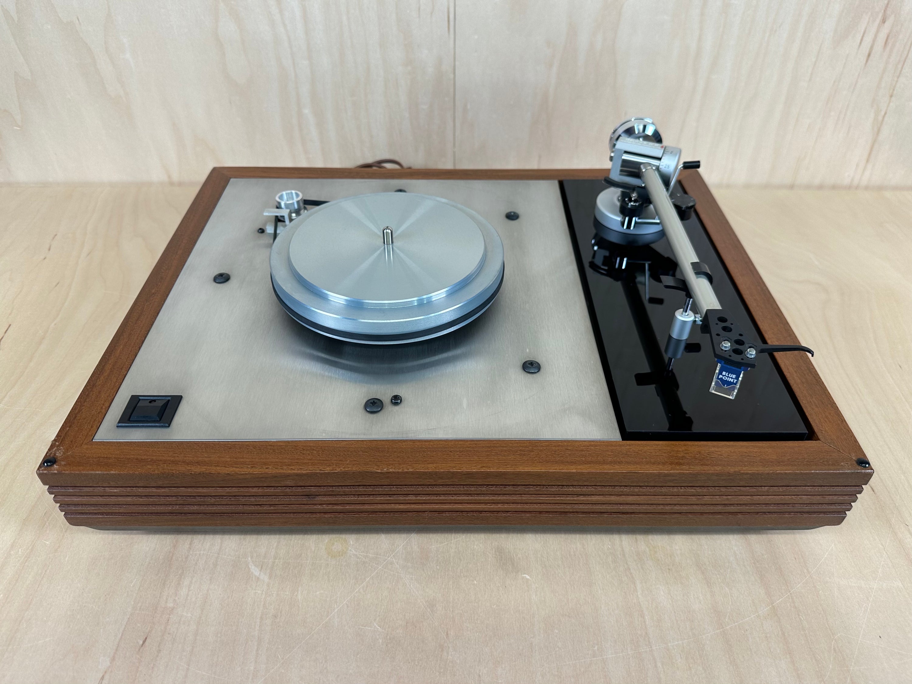 Linn LP12 Turntable w/Linn Ittok LV II Serviced