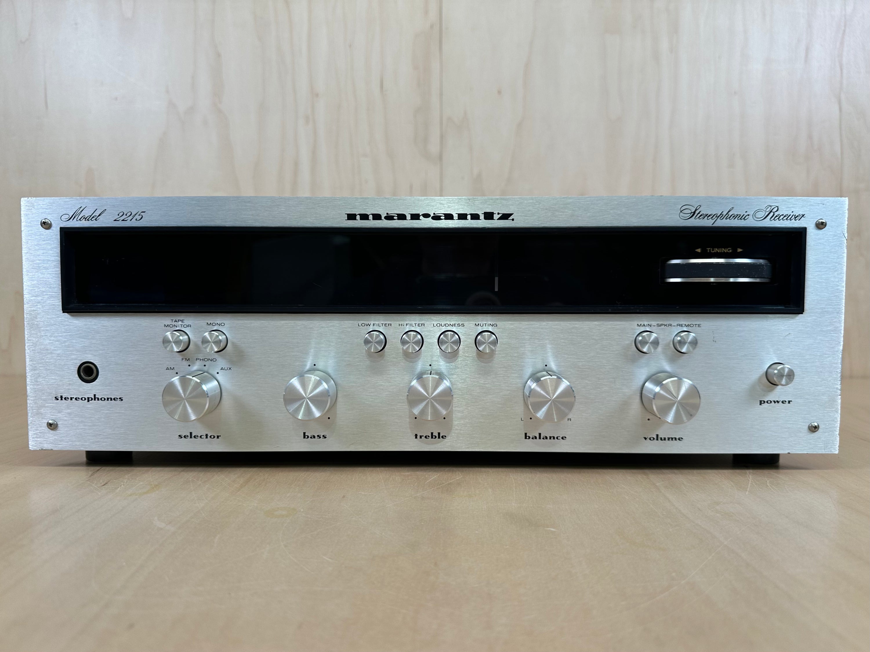 Marantz Model 2215 Receiver