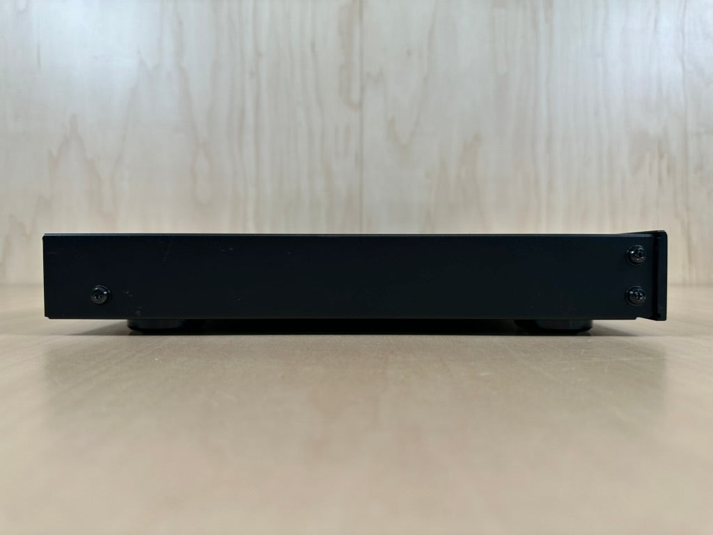 Outlaw Model 200 M-Block Mono Amplifier