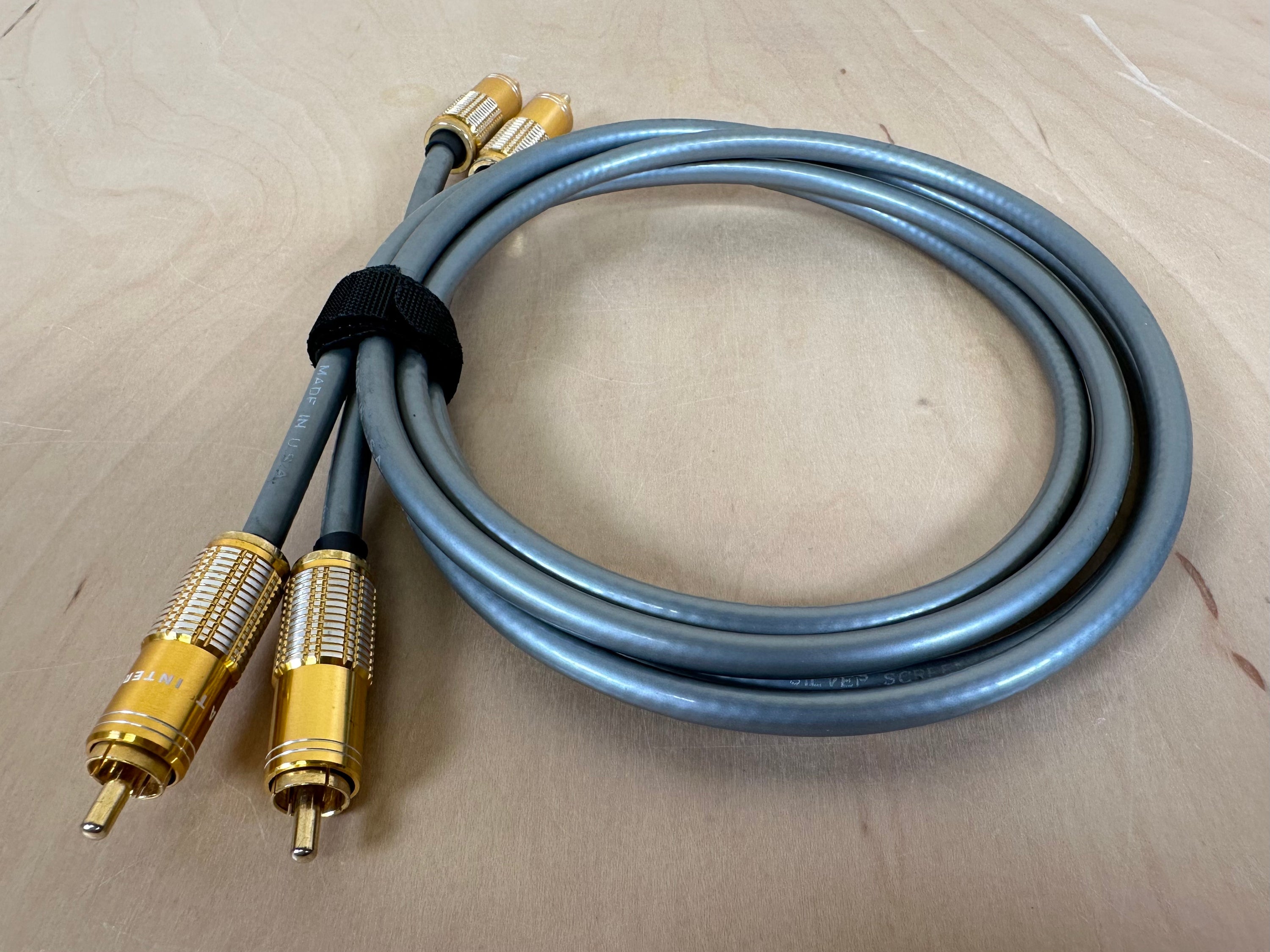 LAT International V1-6 Silver Screen RCA Interconnects 1 meter