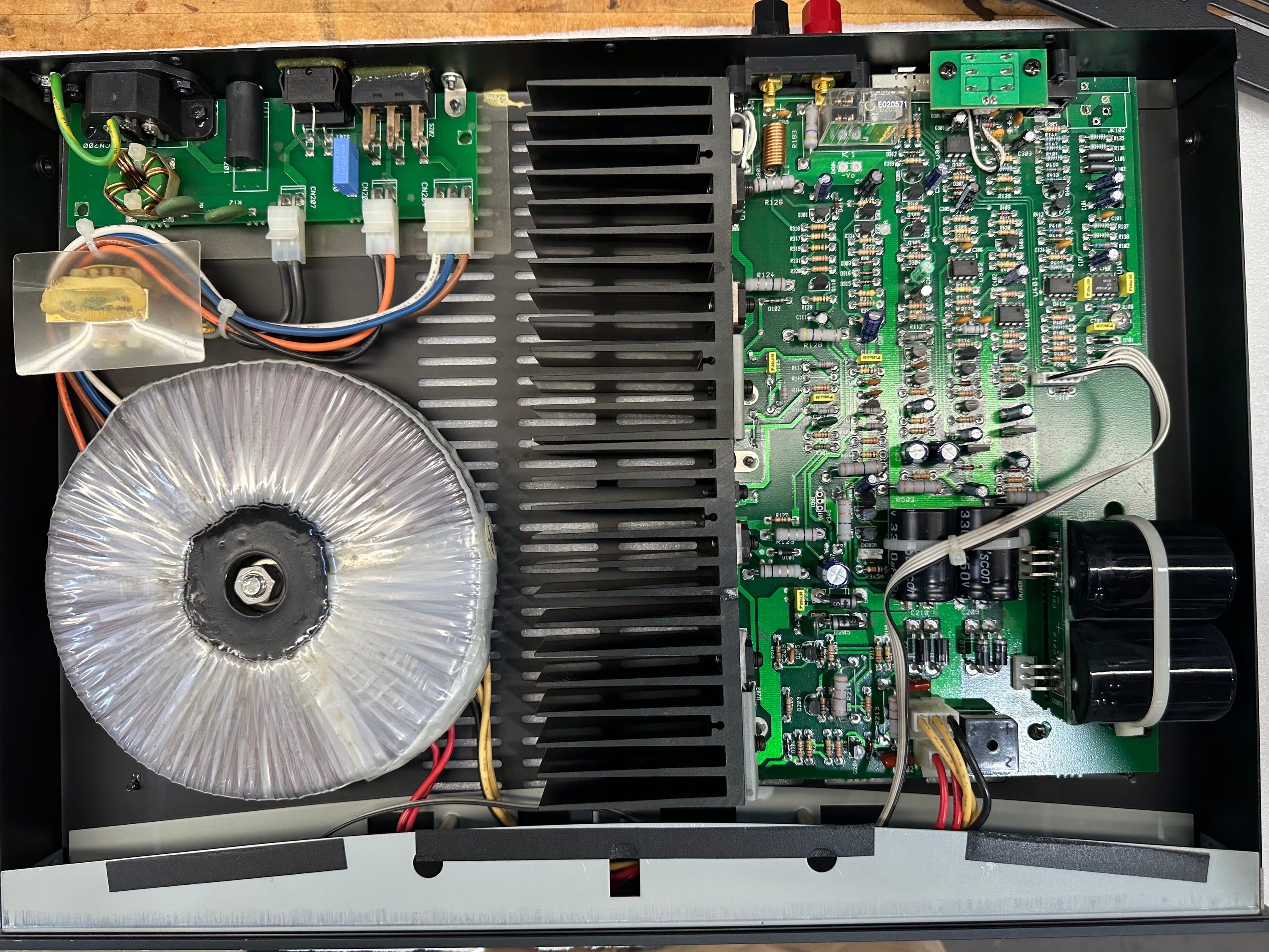 Outlaw Model 200 M-Block Mono Amplifier