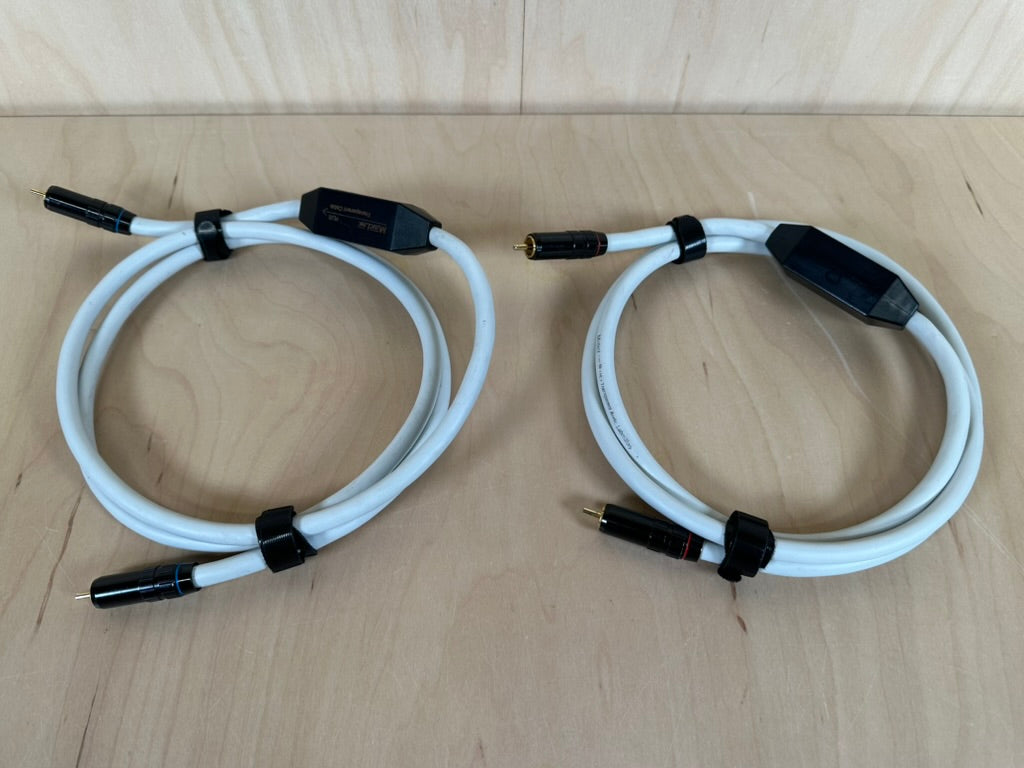 Transparent MusicLink Plus RCA Interconnects 1.5 meters