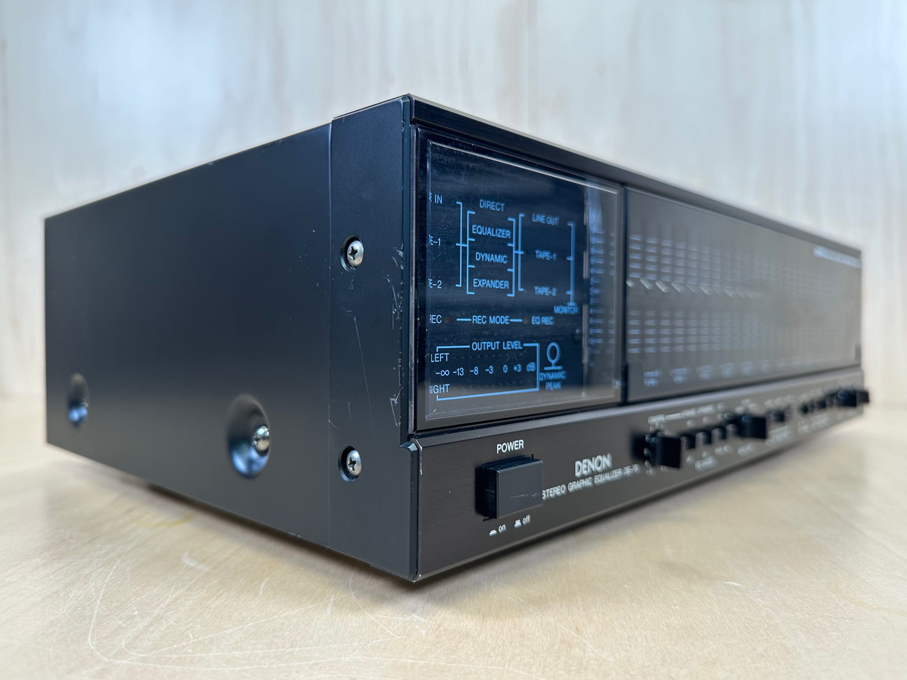 DENON DE-70 Stereo Graphic Equalizer