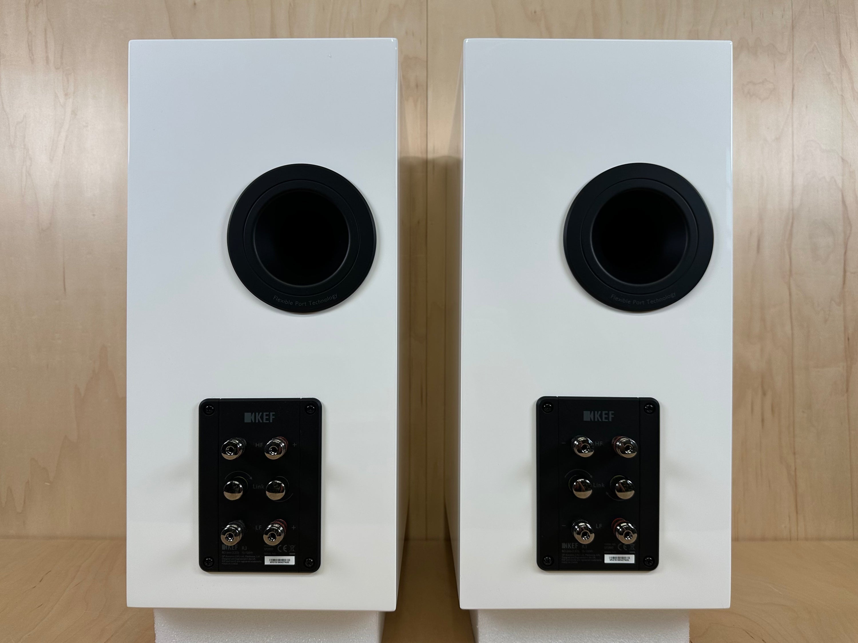 KEF R3 Speakers in Gloss White (NOT META)