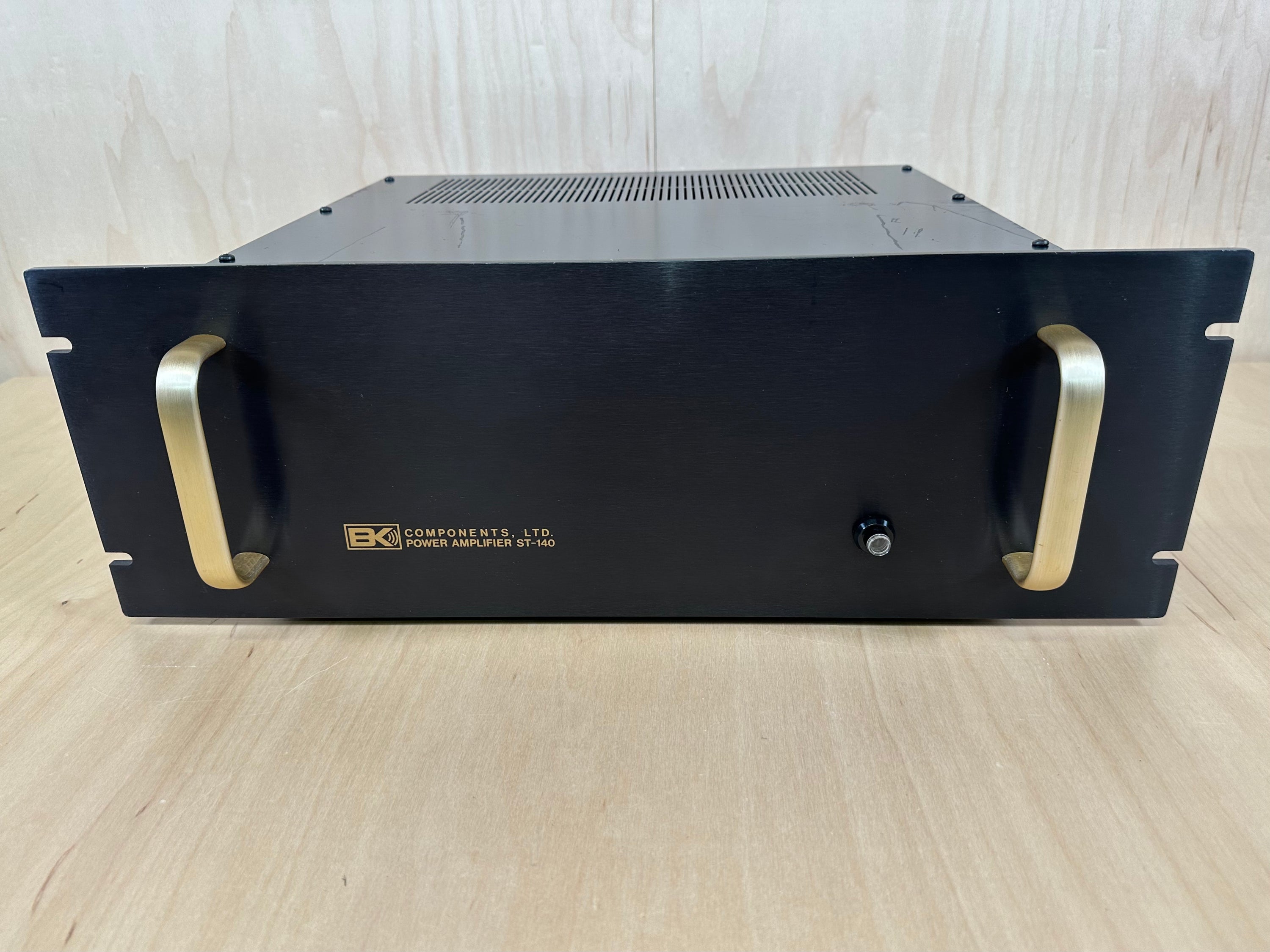 B&K Components ST-140 Stereo Power Amplifier