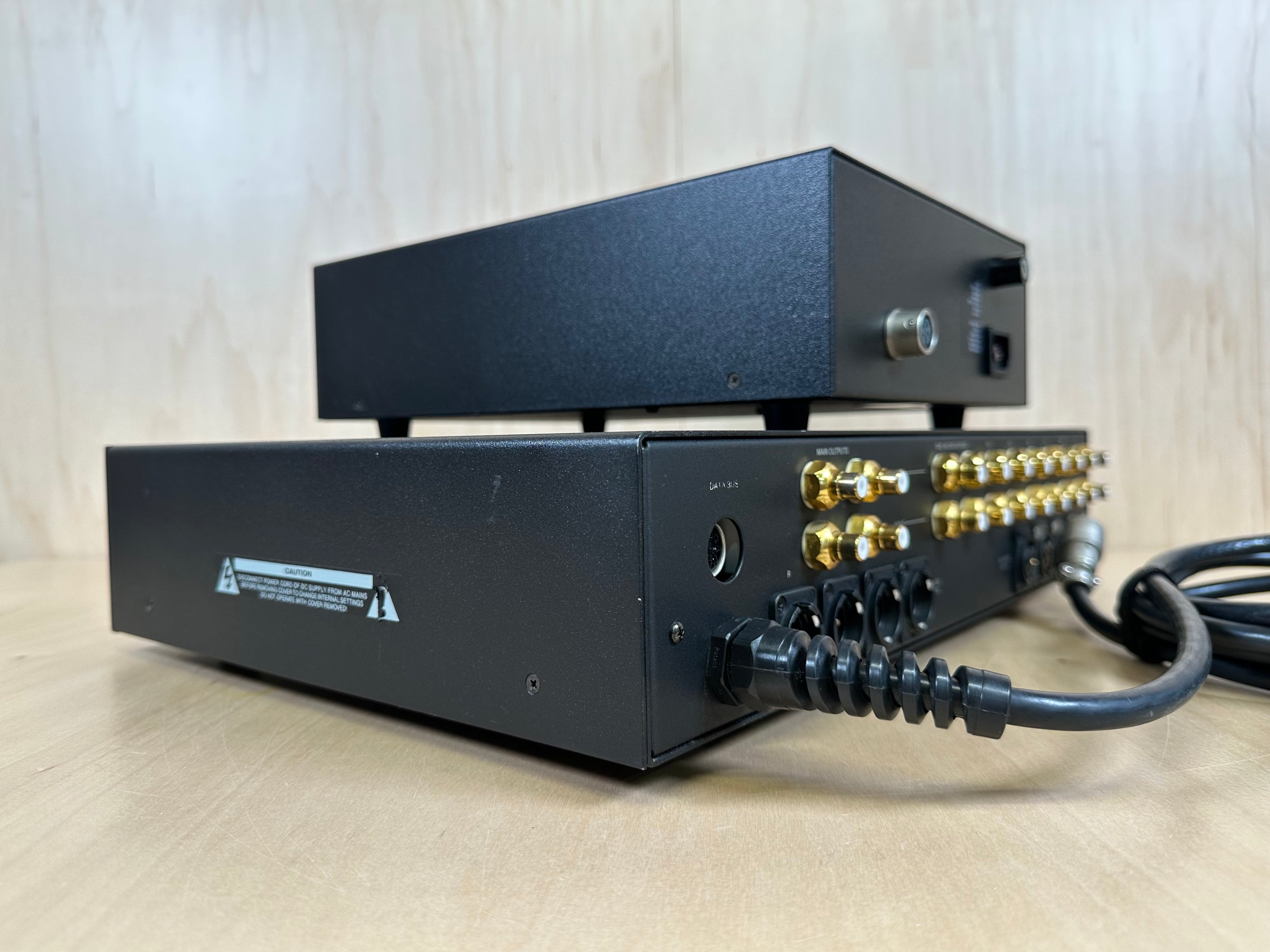 Threshold T2 Preamplifier