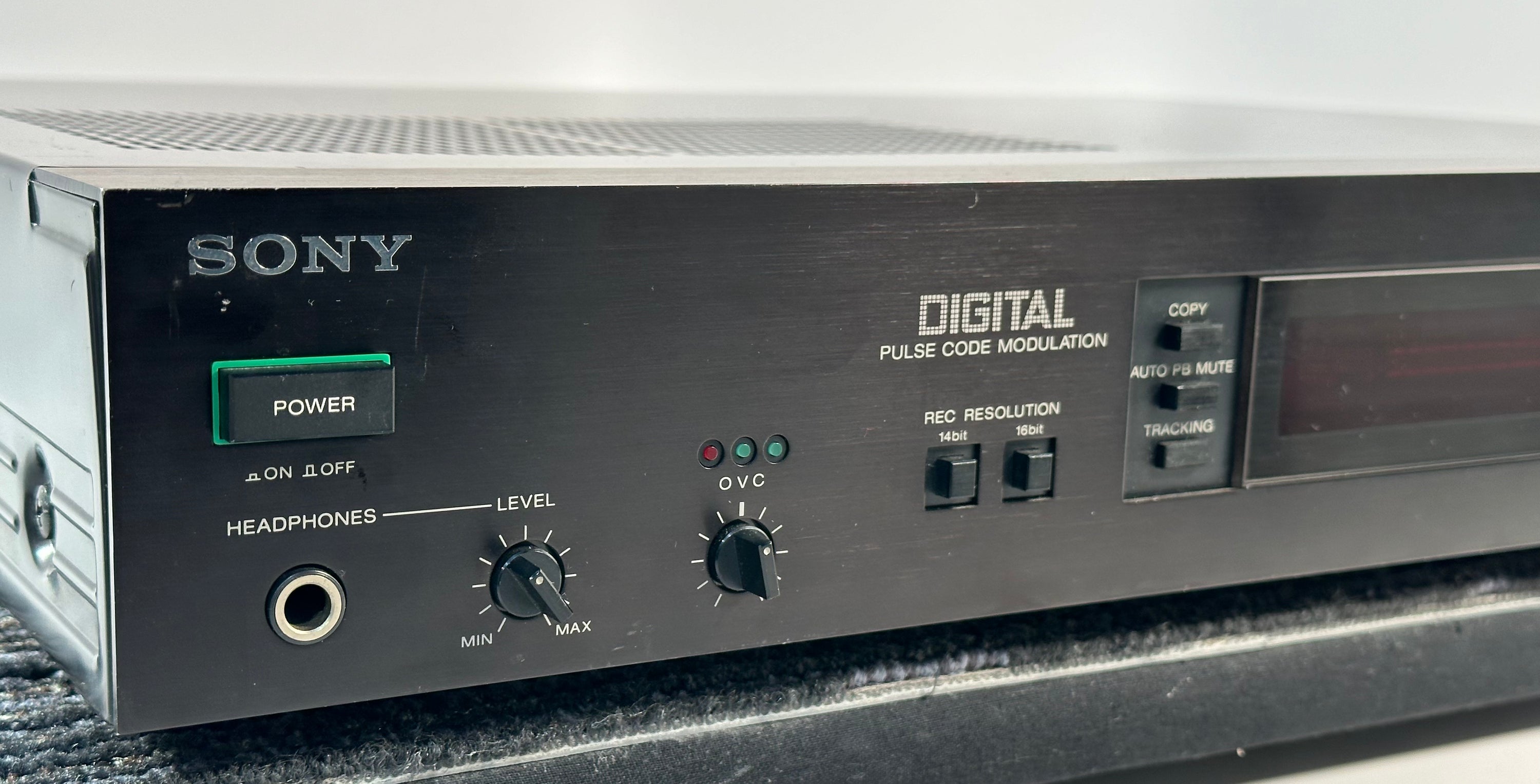 Sony PCM-501ES Digital Audio Processor