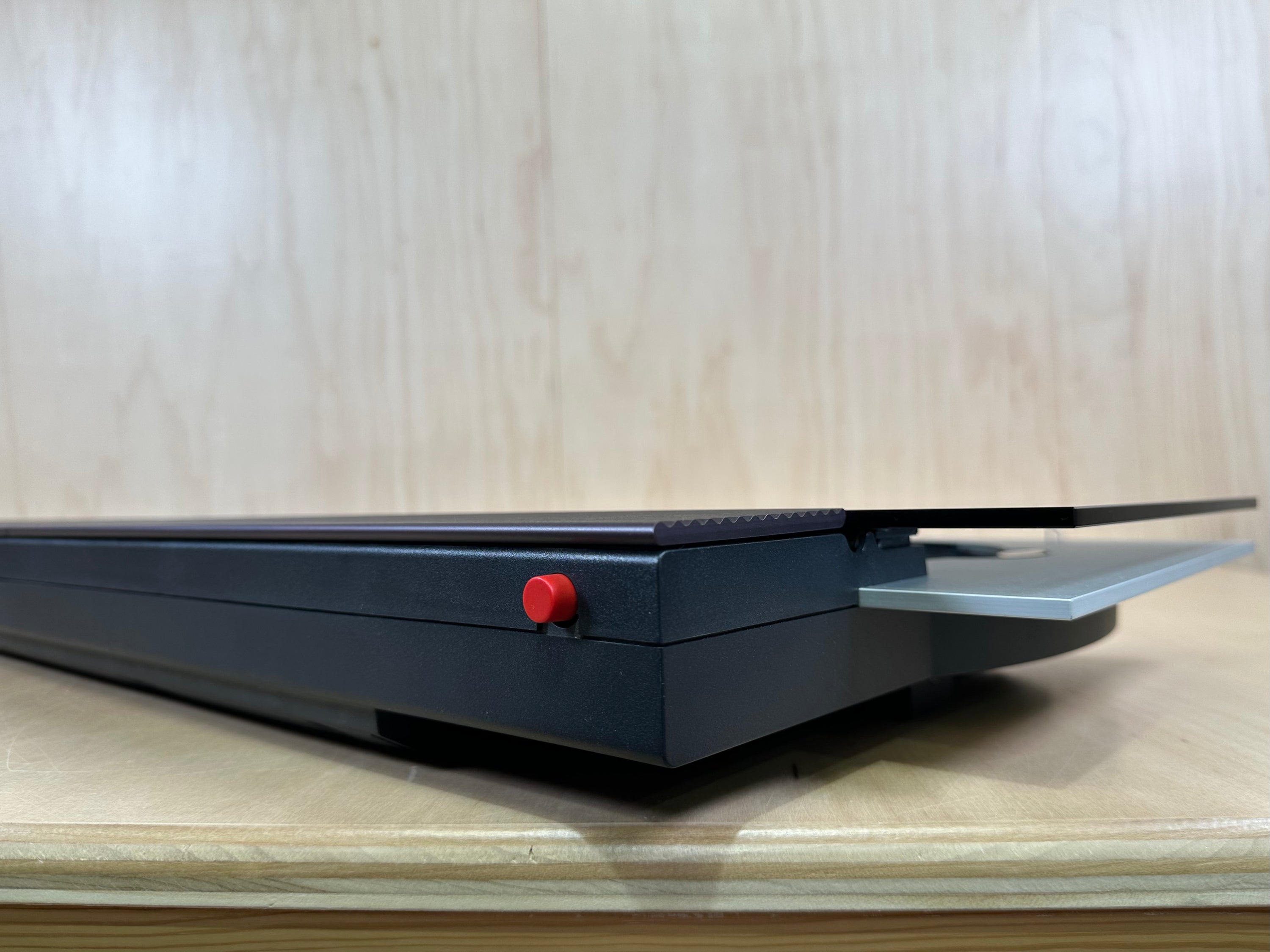 Bang & Olufsen BeoSound 9000 (CD 9000) Type 2563 MK II Version