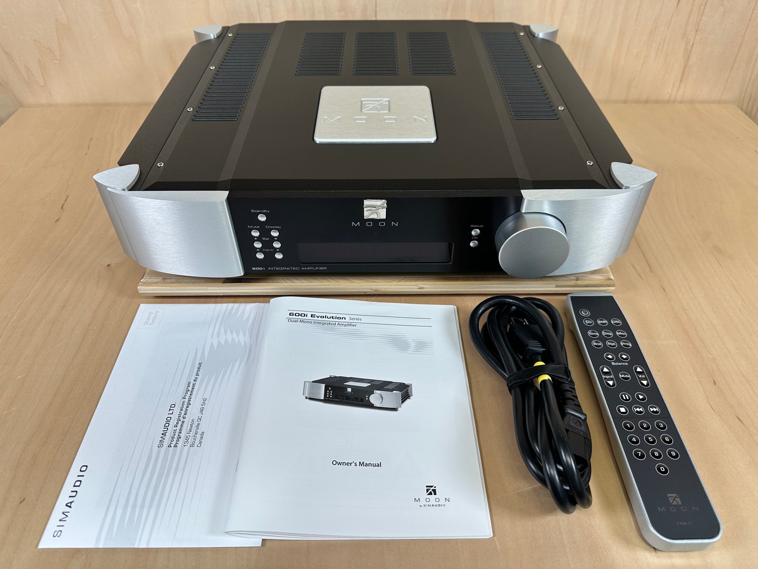 Simaudio Moon 600i Integrated Amplifier