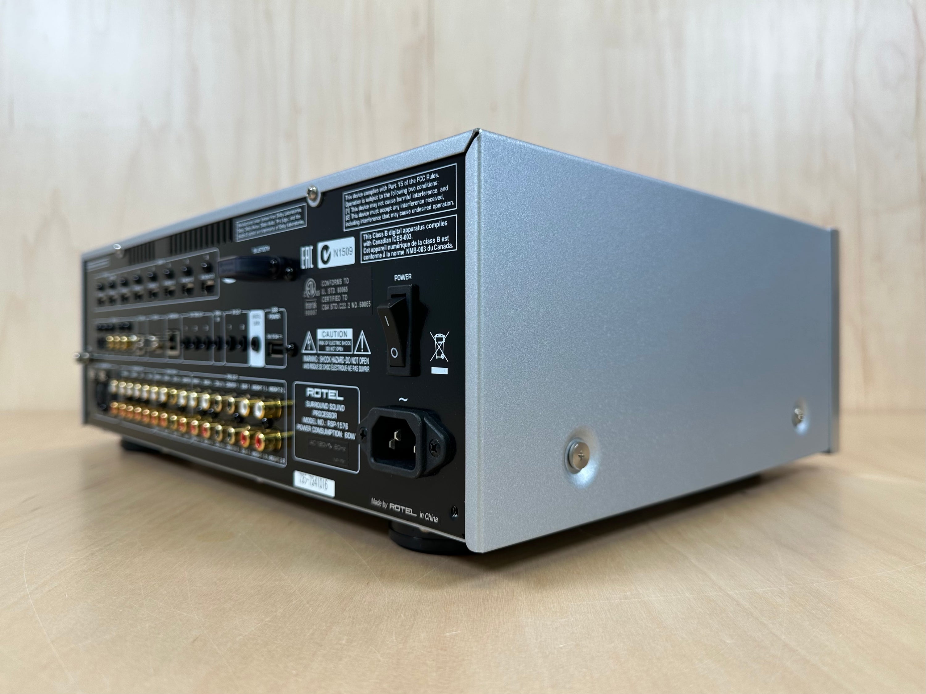 Rotel RSP-1576 Preamplifier Surround Sound Processor w/Box and Remote Silver