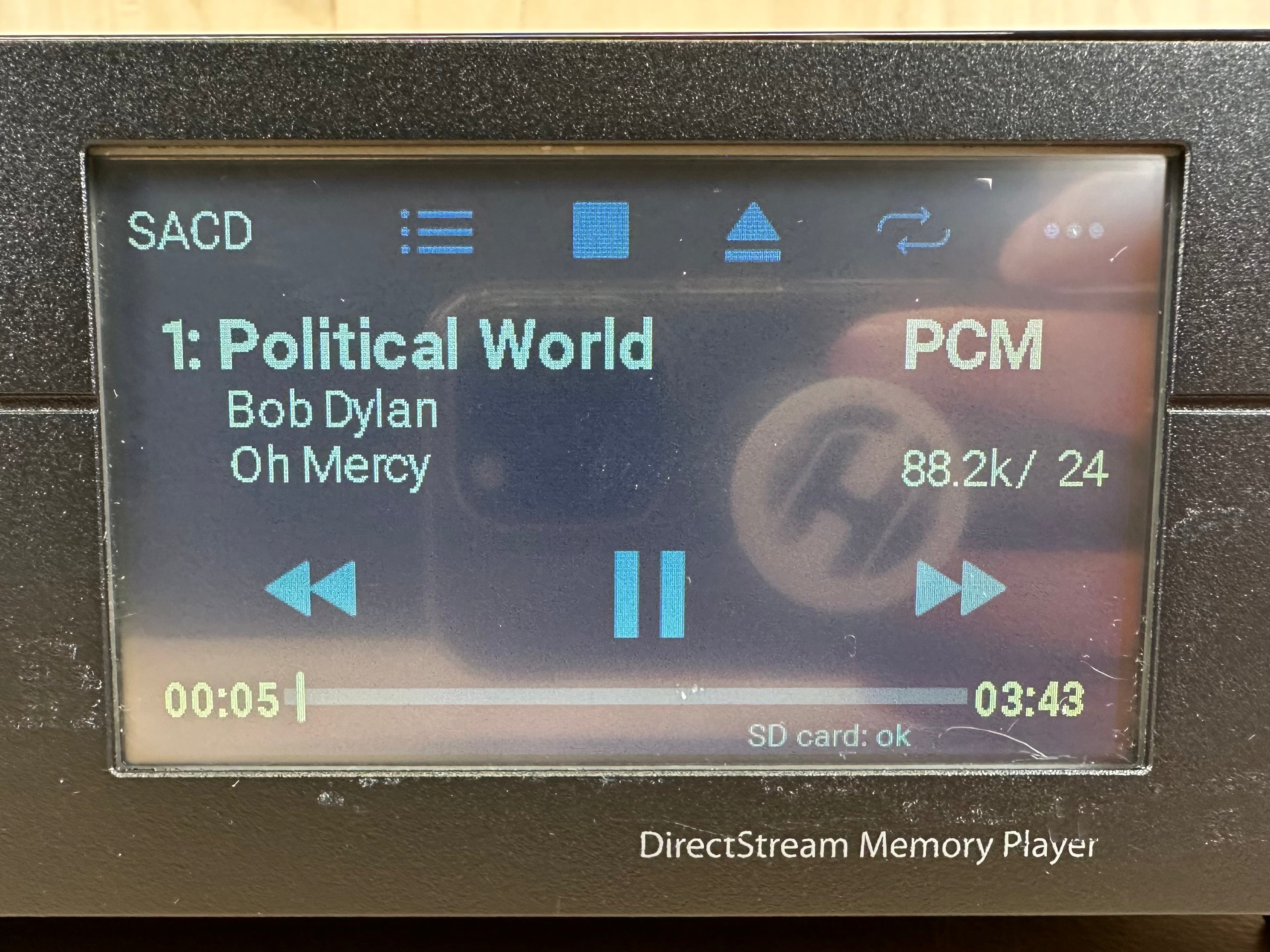 PS Audio DirectStream Memory Player. CD SACD Universal Transport