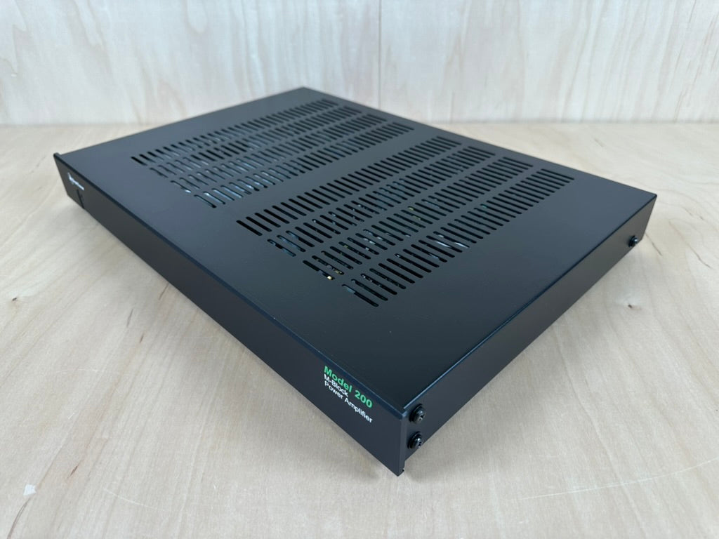 Outlaw Model 200 M-Block Mono Amplifier