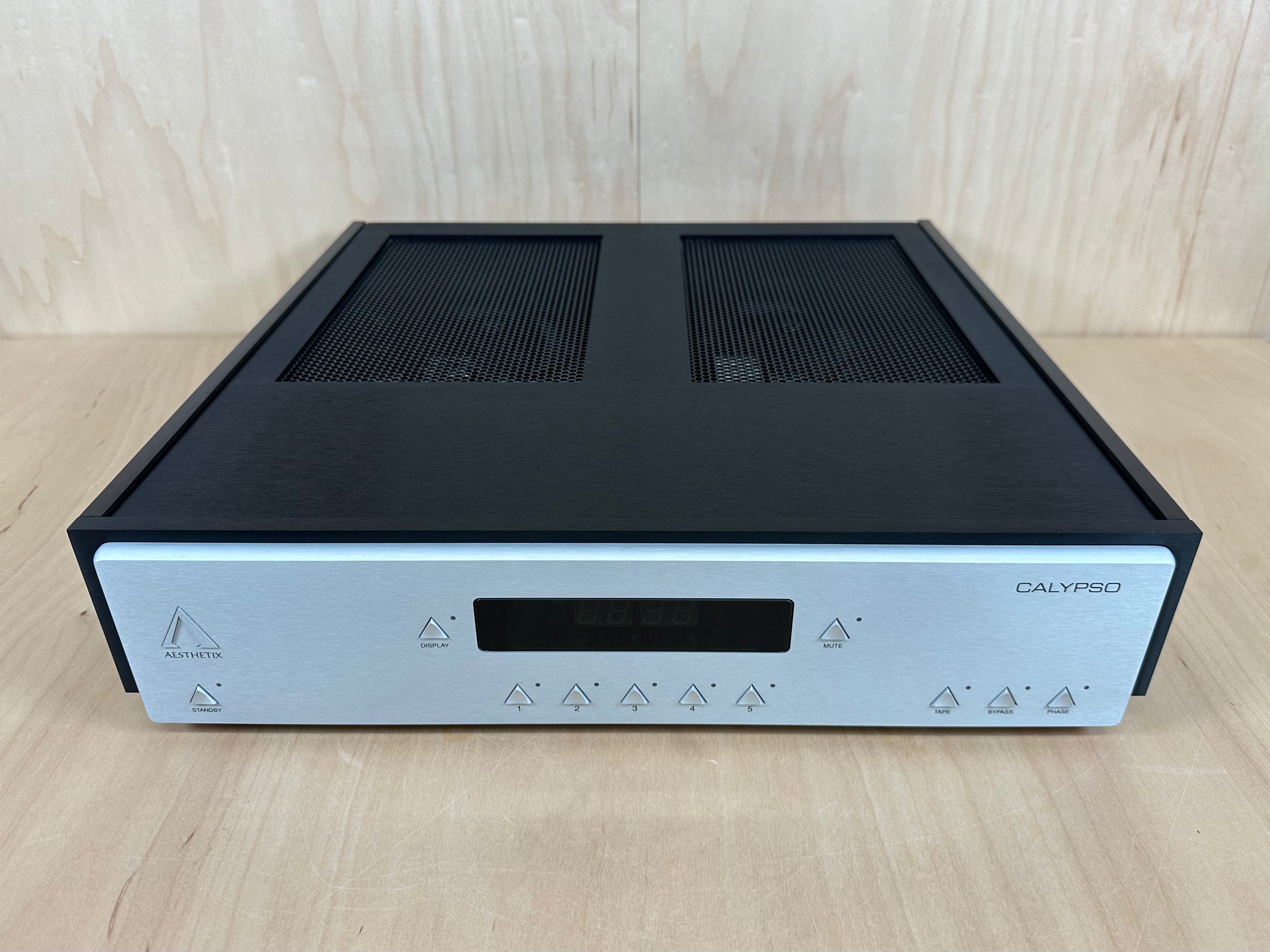 Aesthetix Calypso Signature Preamplifier
