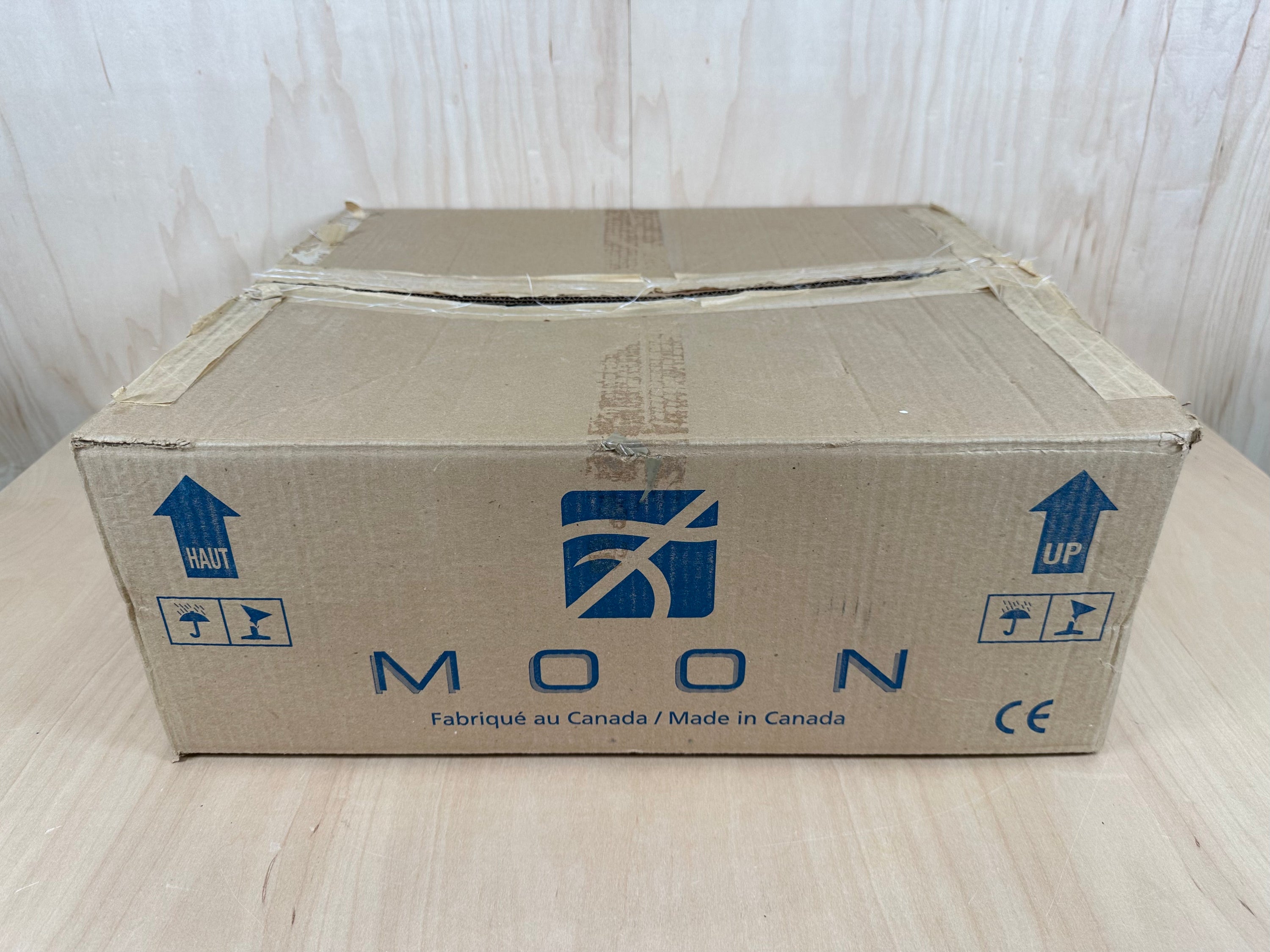 Simaudio Moon 380D V1 DAC w/MiND 1 Streamer, Volume Control, Remote