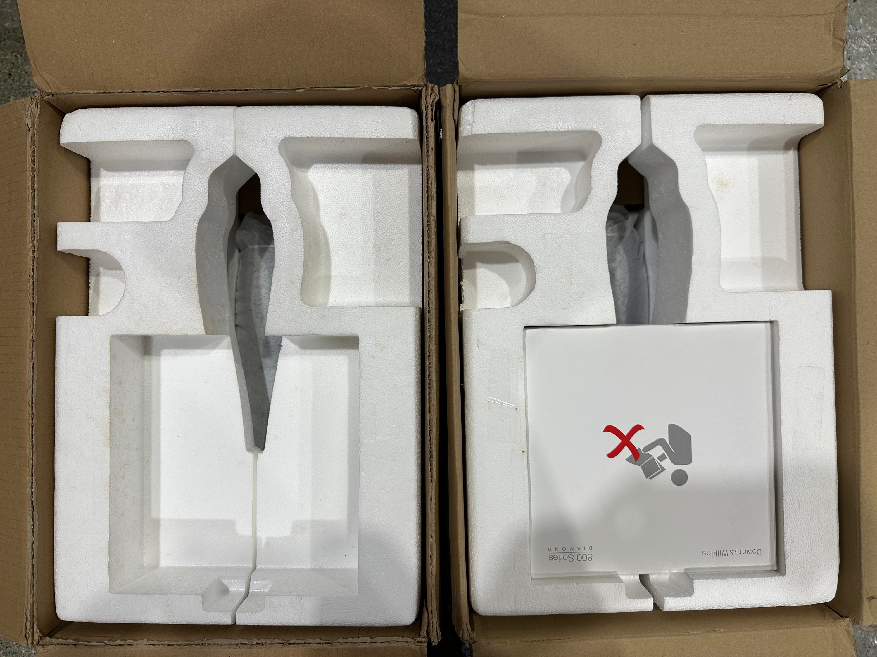 B&W 805 D3 Diamond Speakers Gloss Black w/boxes