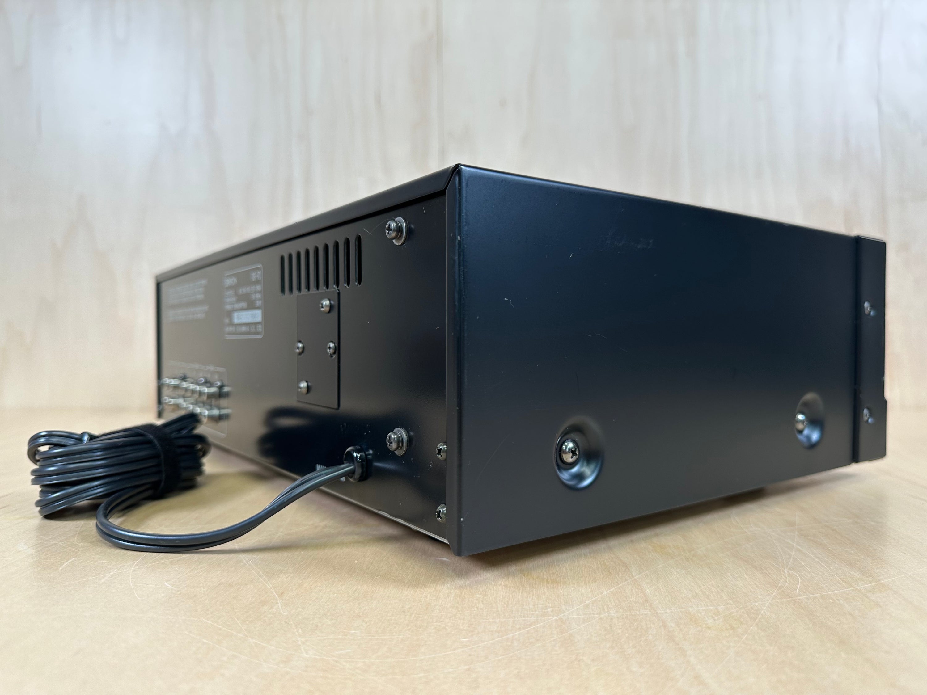 DENON DE-70 Stereo Graphic Equalizer