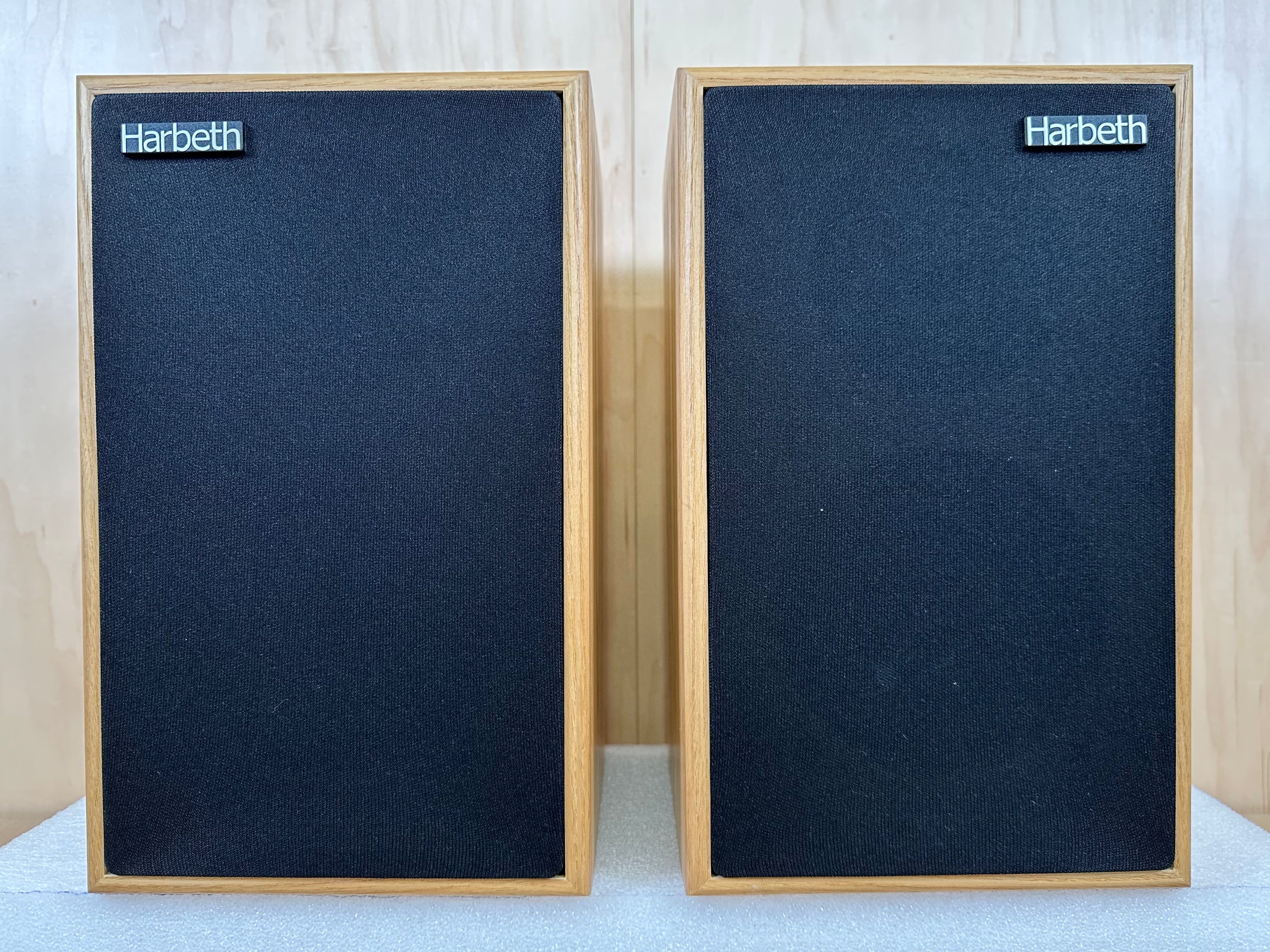 Harbeth P3ESR XD Olive Speakers w/Box