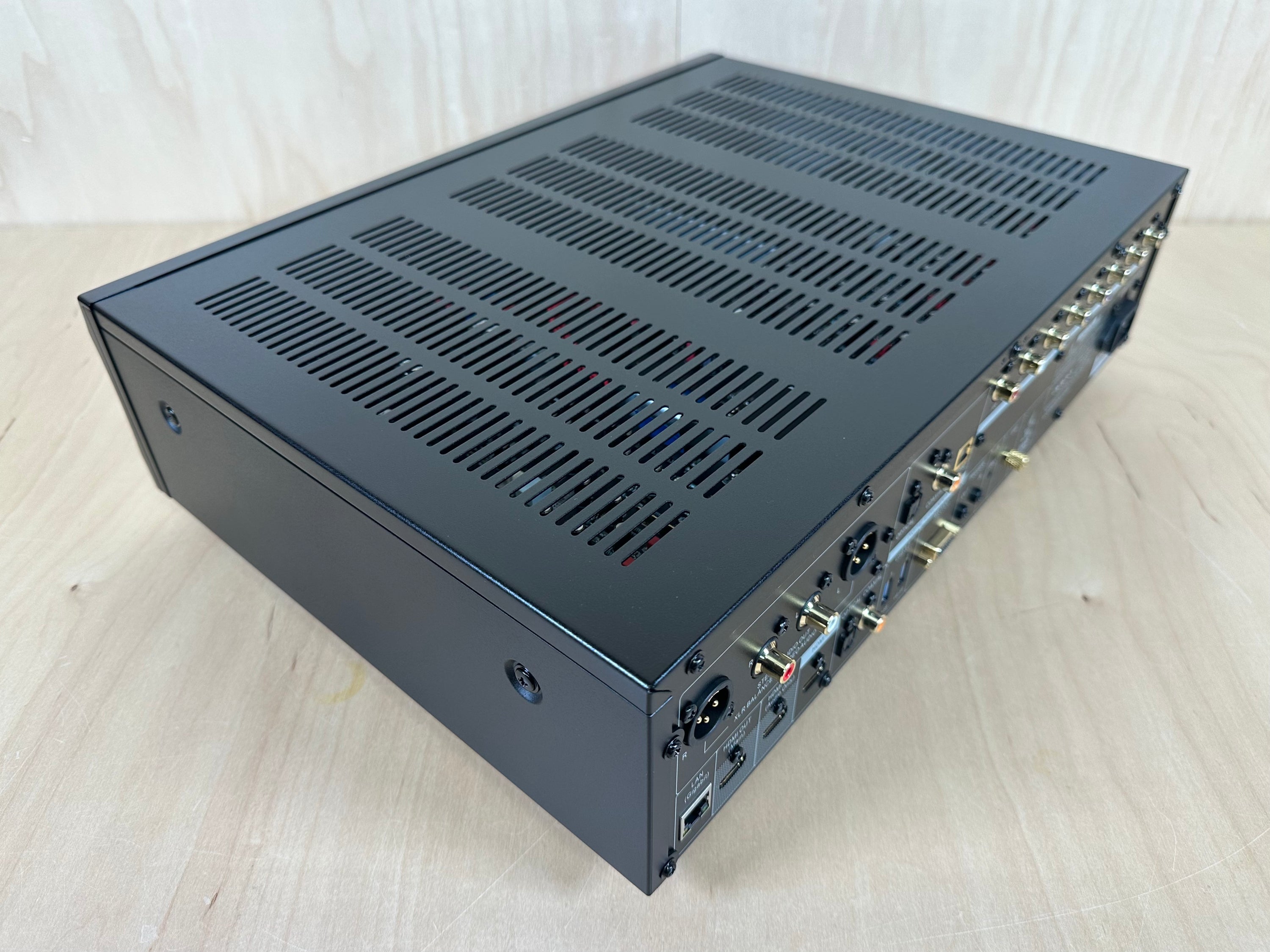 OPPO UDP-205 4K UltraHD AUDIOPHILE SACD Blu-Ray DVD Player