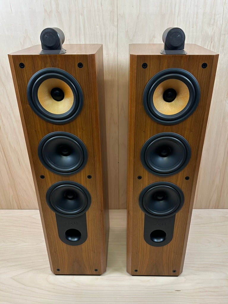 B&W Bowers & Wilkins Matrix 803 Series 2 Speakers in Walnut