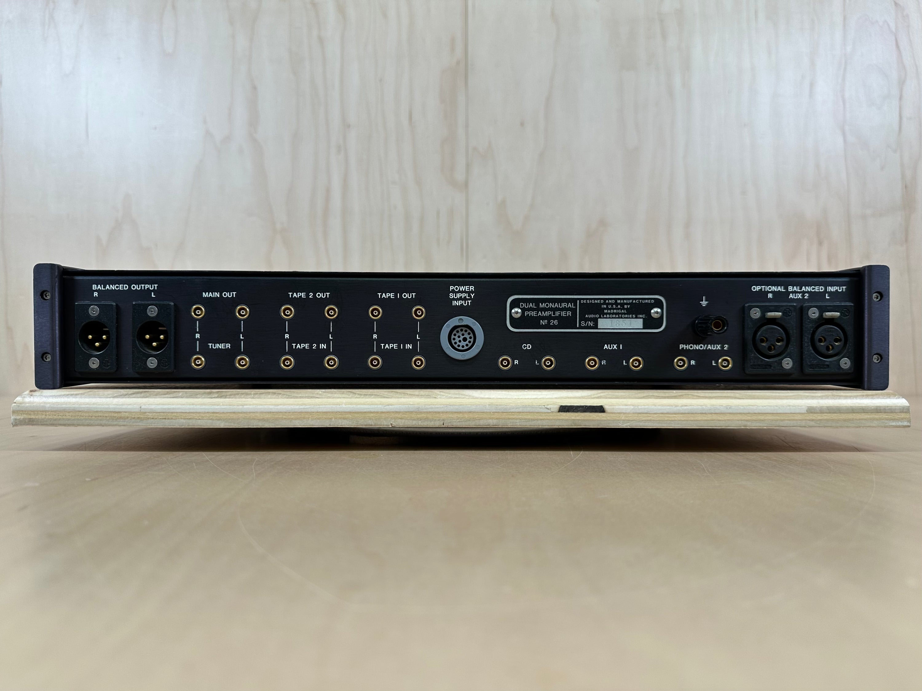 Mark Levinson Dual Monaural Preamplifier No.26 FOR PARTS
