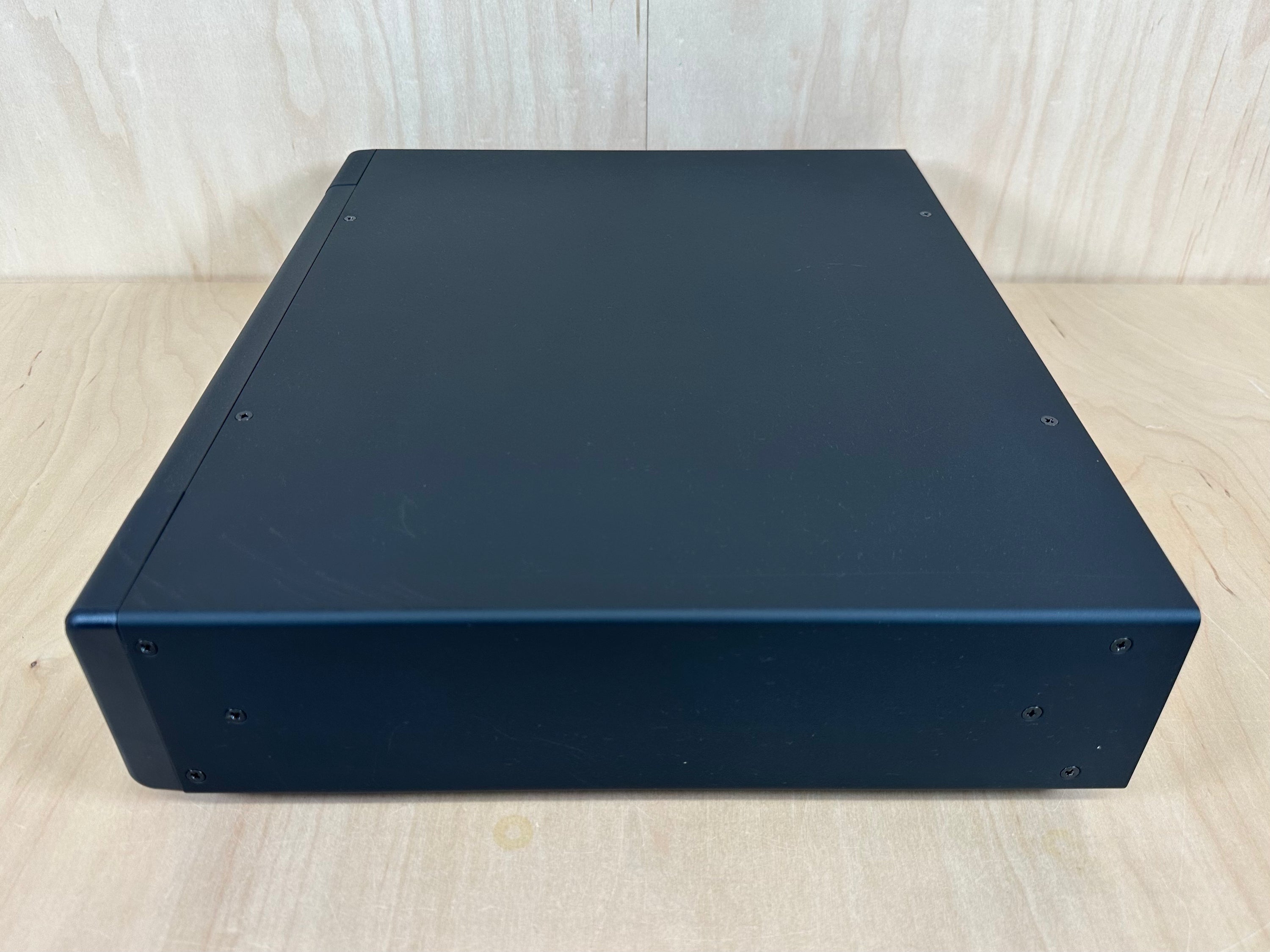 Furman Elite-15 PF i Linear Filtering AC Power Conditioner Orig Box