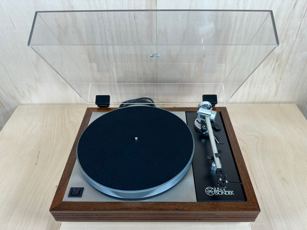 LP12 Linn Sondek Turntable w/Dynavector Karat 19A MKII