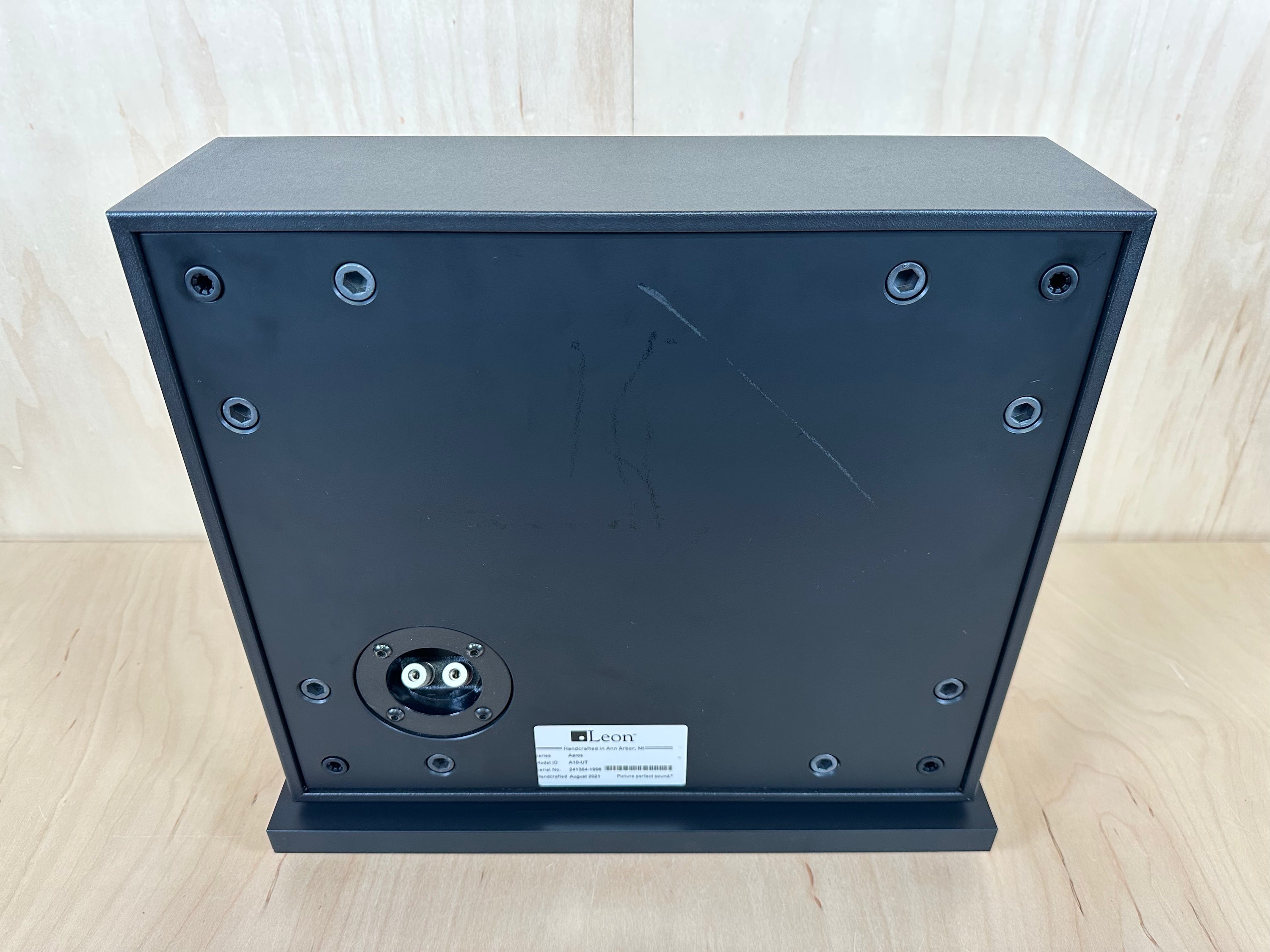 Leon Aaros A10-UT Passive Subwoofer