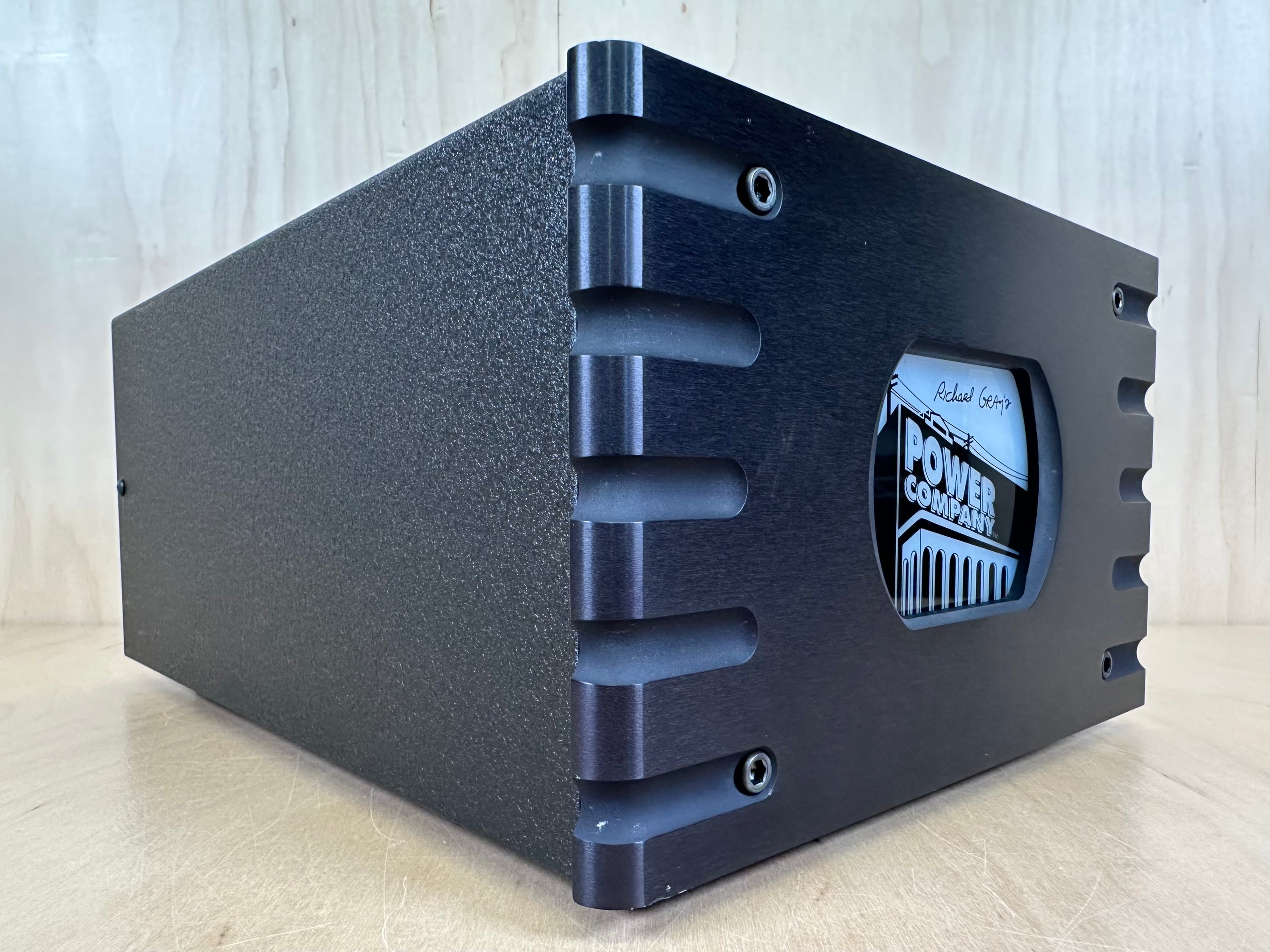 Richard Gray’s Power Company Power Conditioner model: RGPC 600S BLK