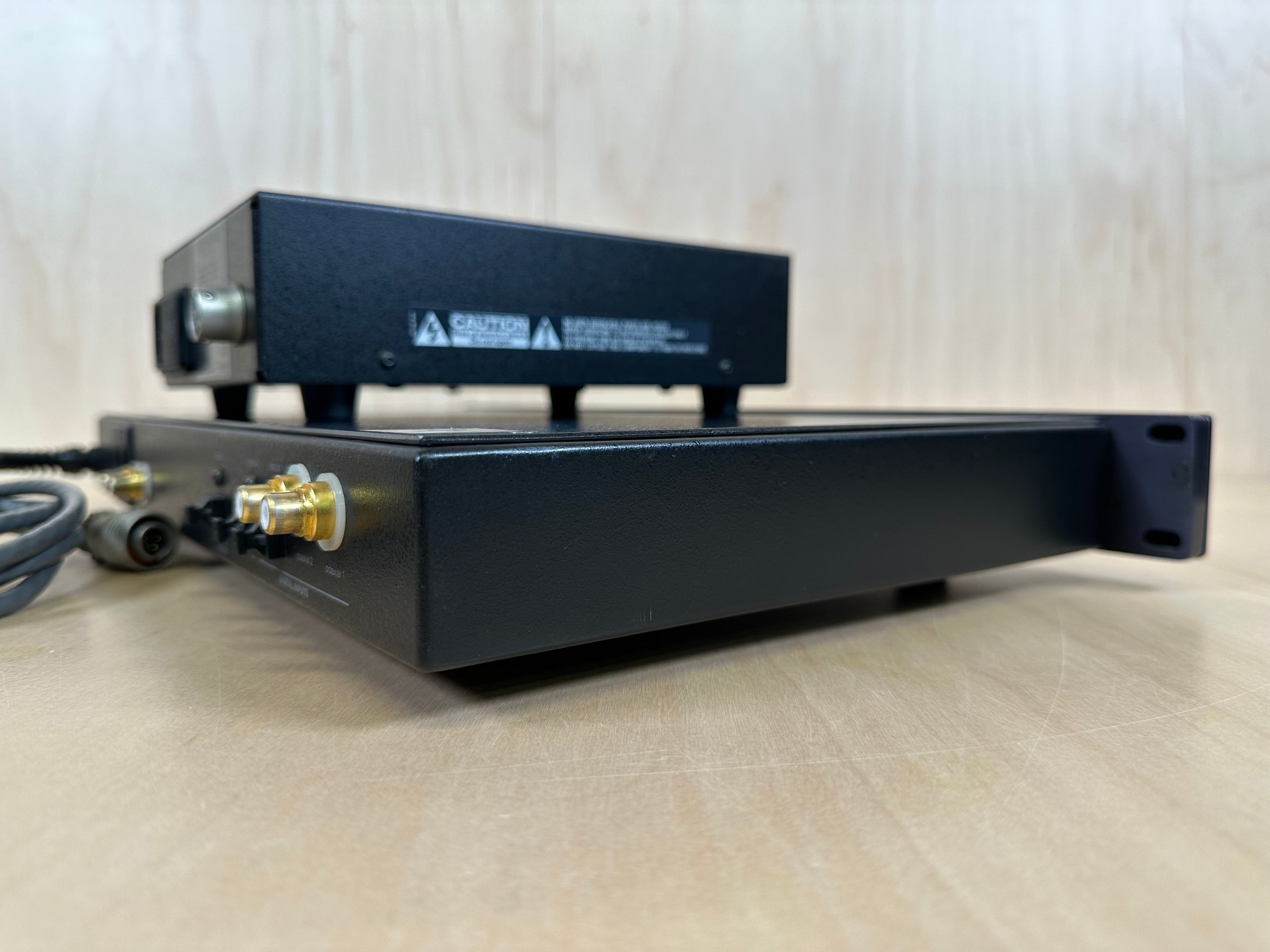 Threshold DAC 1/e Digital Processor DAC Black w/Power Supply