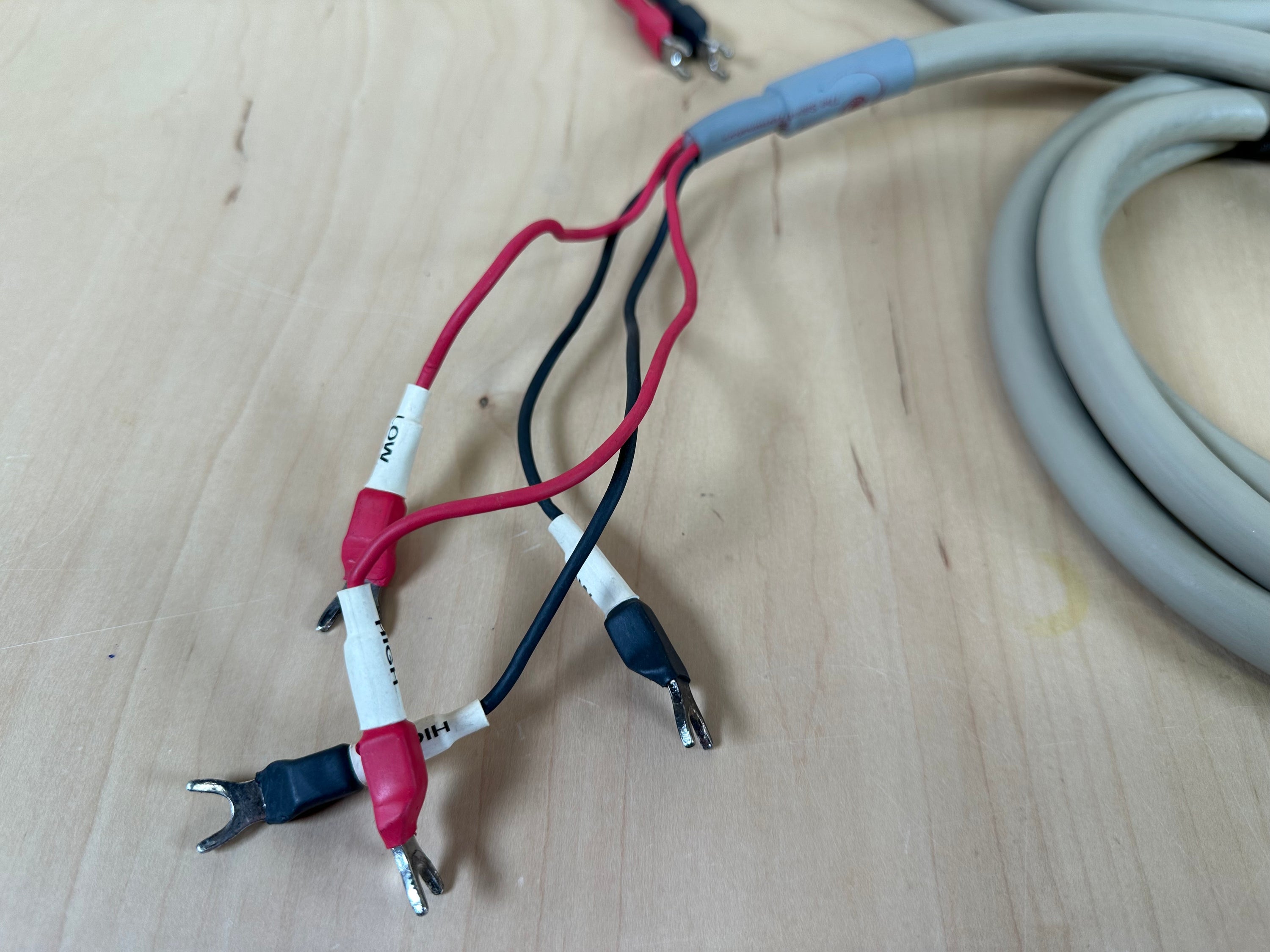 Cardas Neutral Reference Bi-Wire 8' Speaker Cables