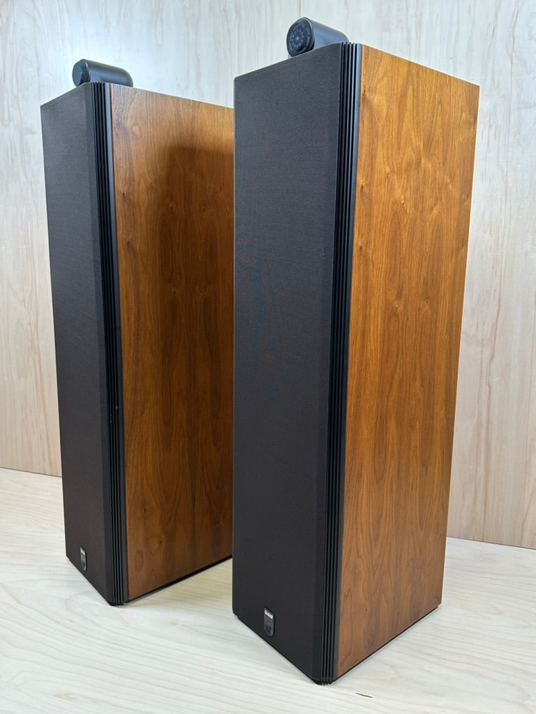 B&W Bowers & Wilkins Matrix 803 Series 2 Speakers in Walnut