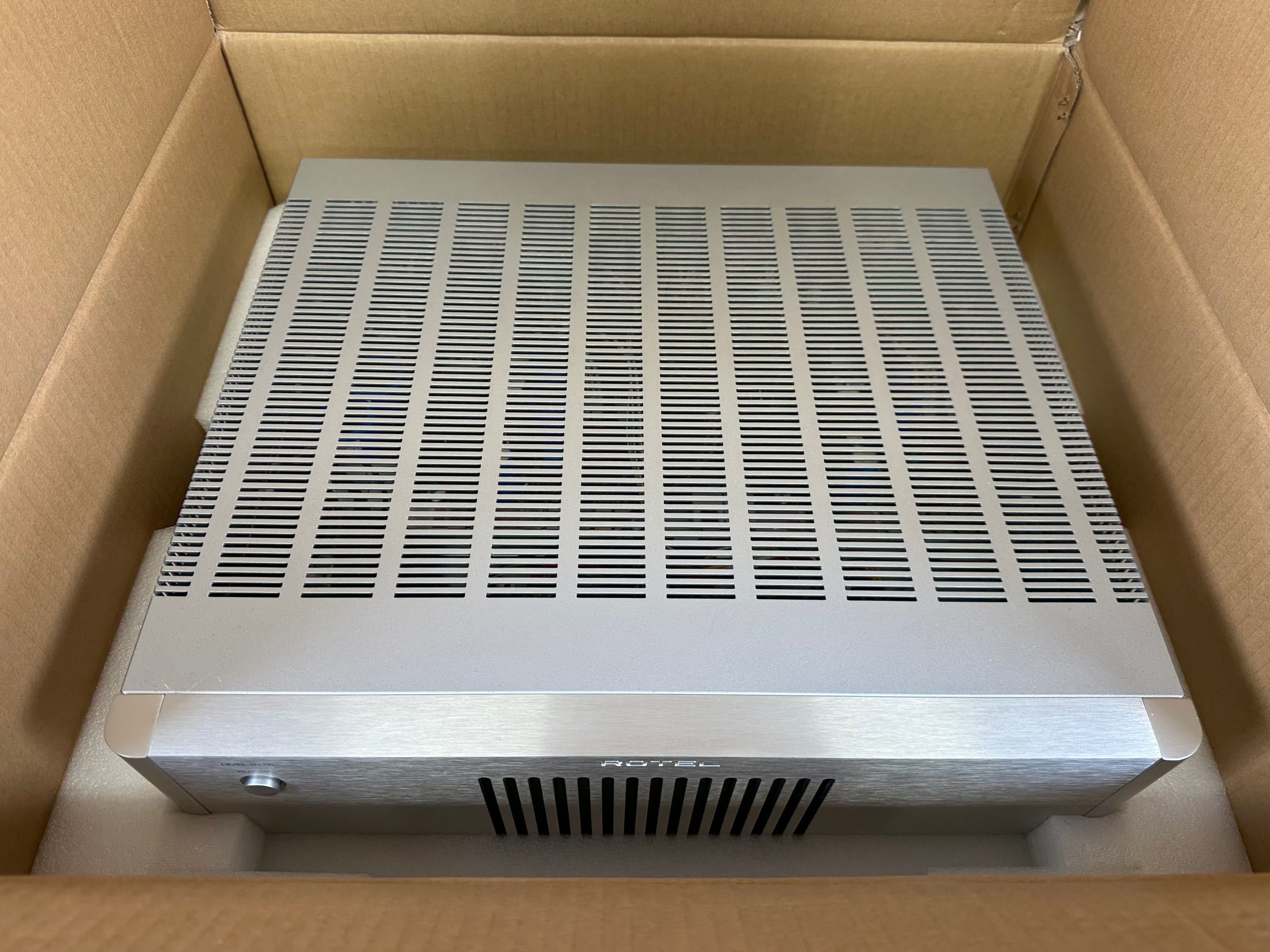 Rotel RMB 1575 Five Channel Amplifier in Silver w/Original Box