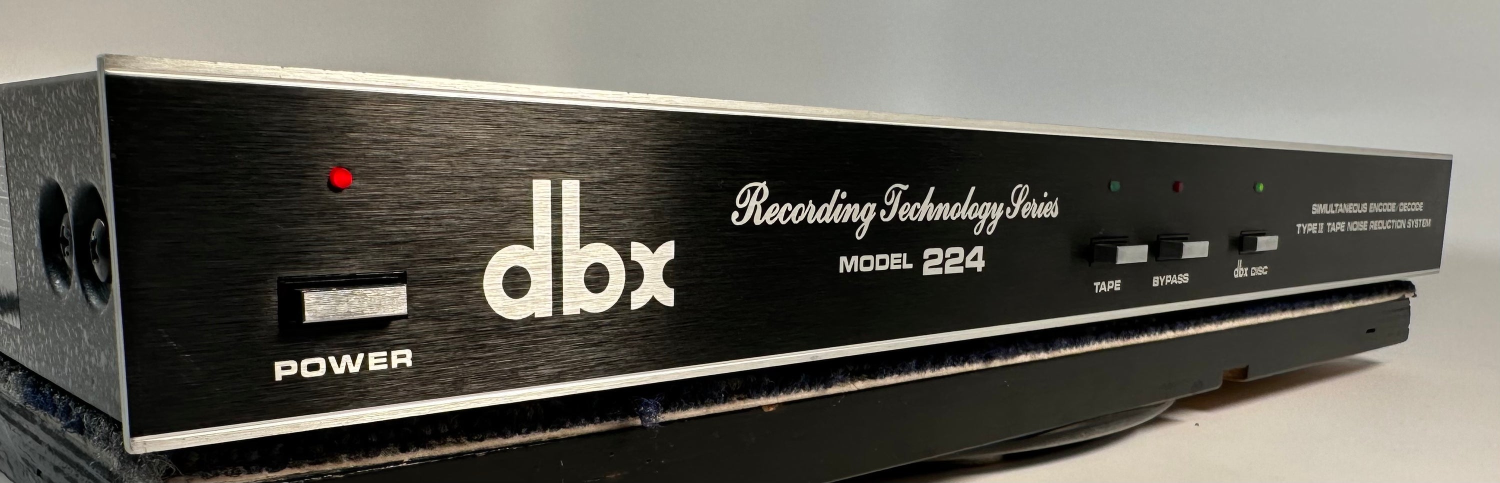 美品】dbx MODEL 224 TYPEⅡ ノイズリダクションシステム 美品】dbx MODEL 224 TYPEⅡ ノイズリダクションシステム