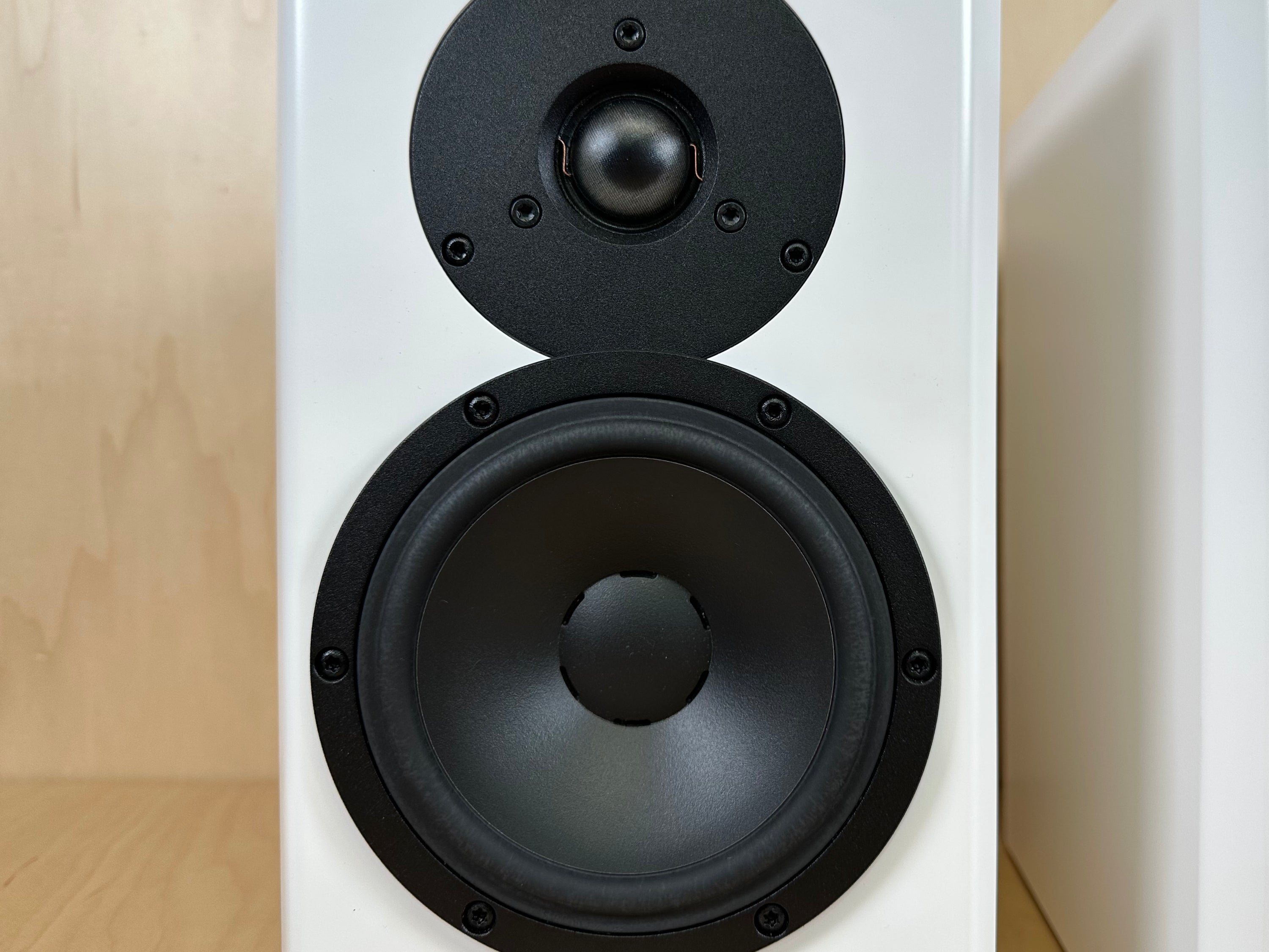 Dynaudio Xeo 20 Wireless Speakers