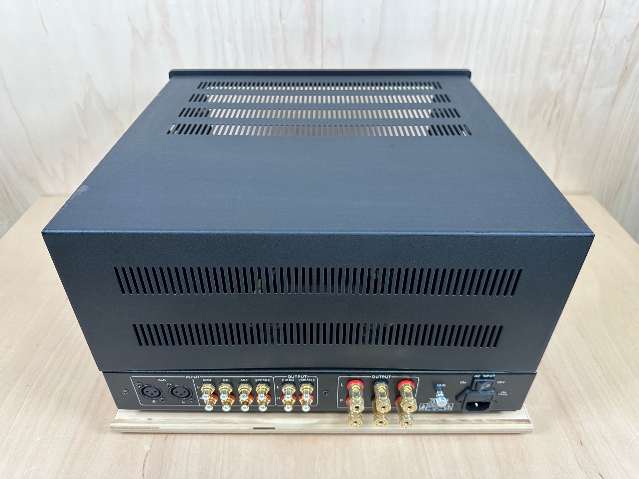 Jolida JD1000BRC Stereo Tube Amplifier w/Remote