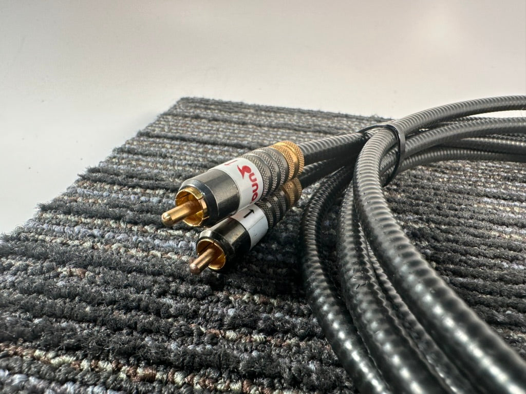 Millersound Interconnects w/Locking RCA Plugs  2 Meter Pair