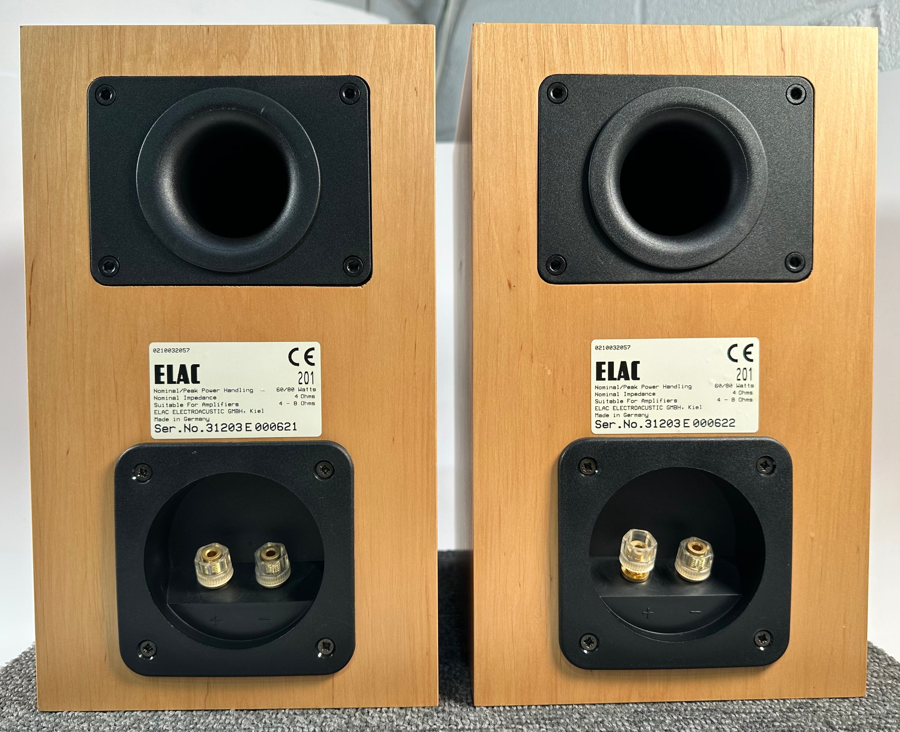 Elac 201 Bookshelf Speakers Alder Veneer Made in Germany