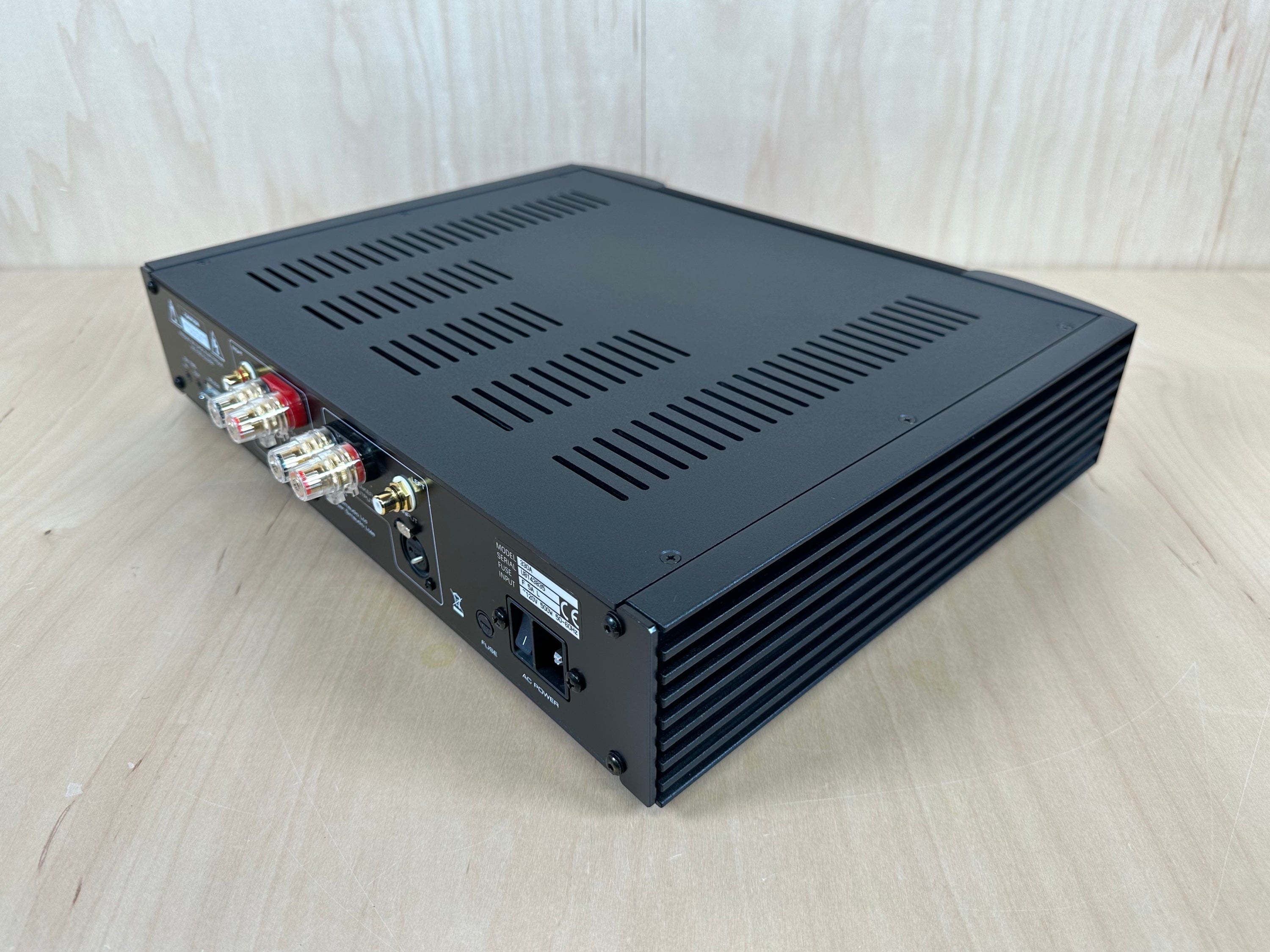 Simaudio Moon 330A Power Amplifier w/Original Box