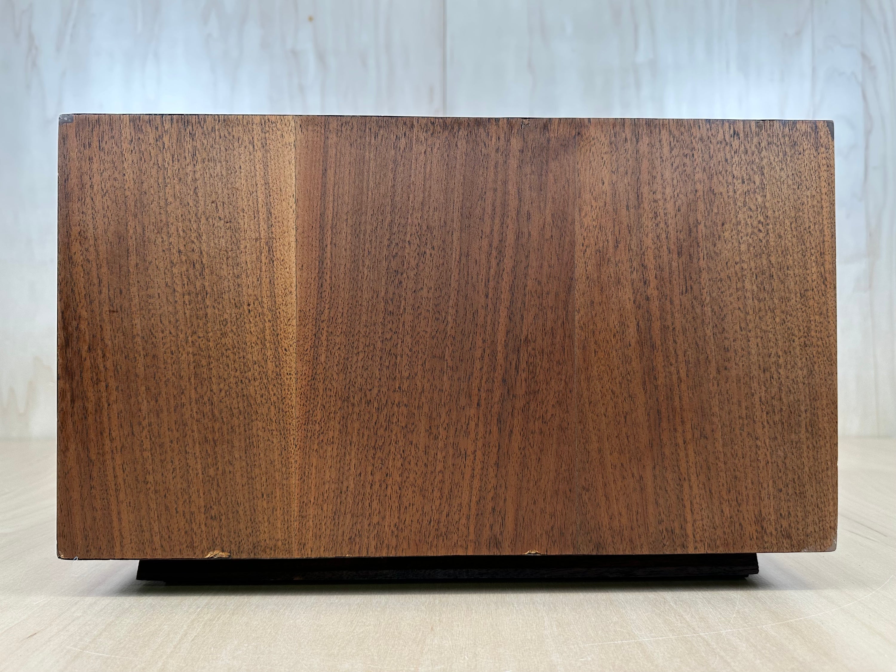 Mcintosh L21 Cabinet w/Panlocs and Slant Legs