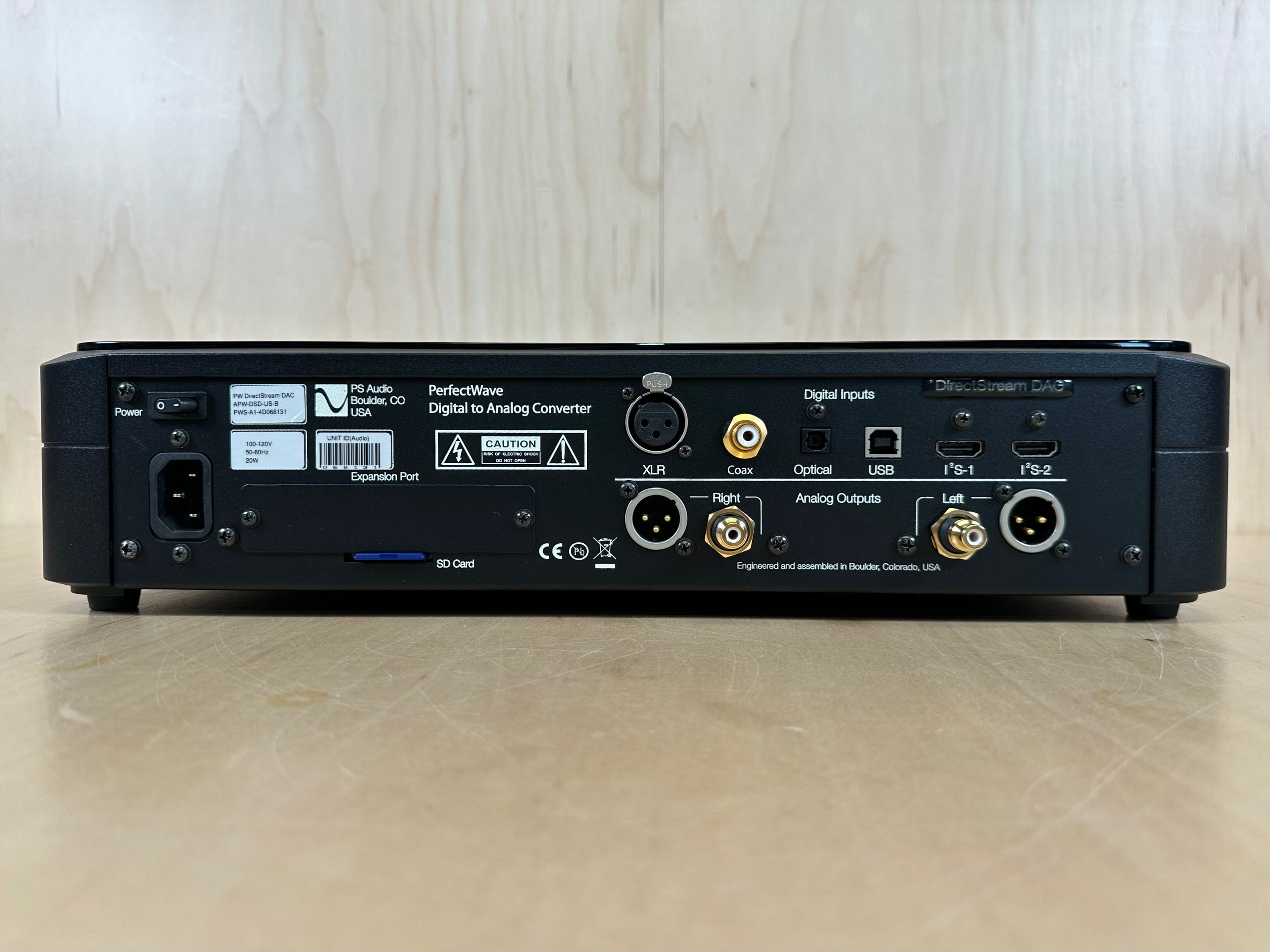 PS Audio PerfectWave DirectStream DAC MK I version