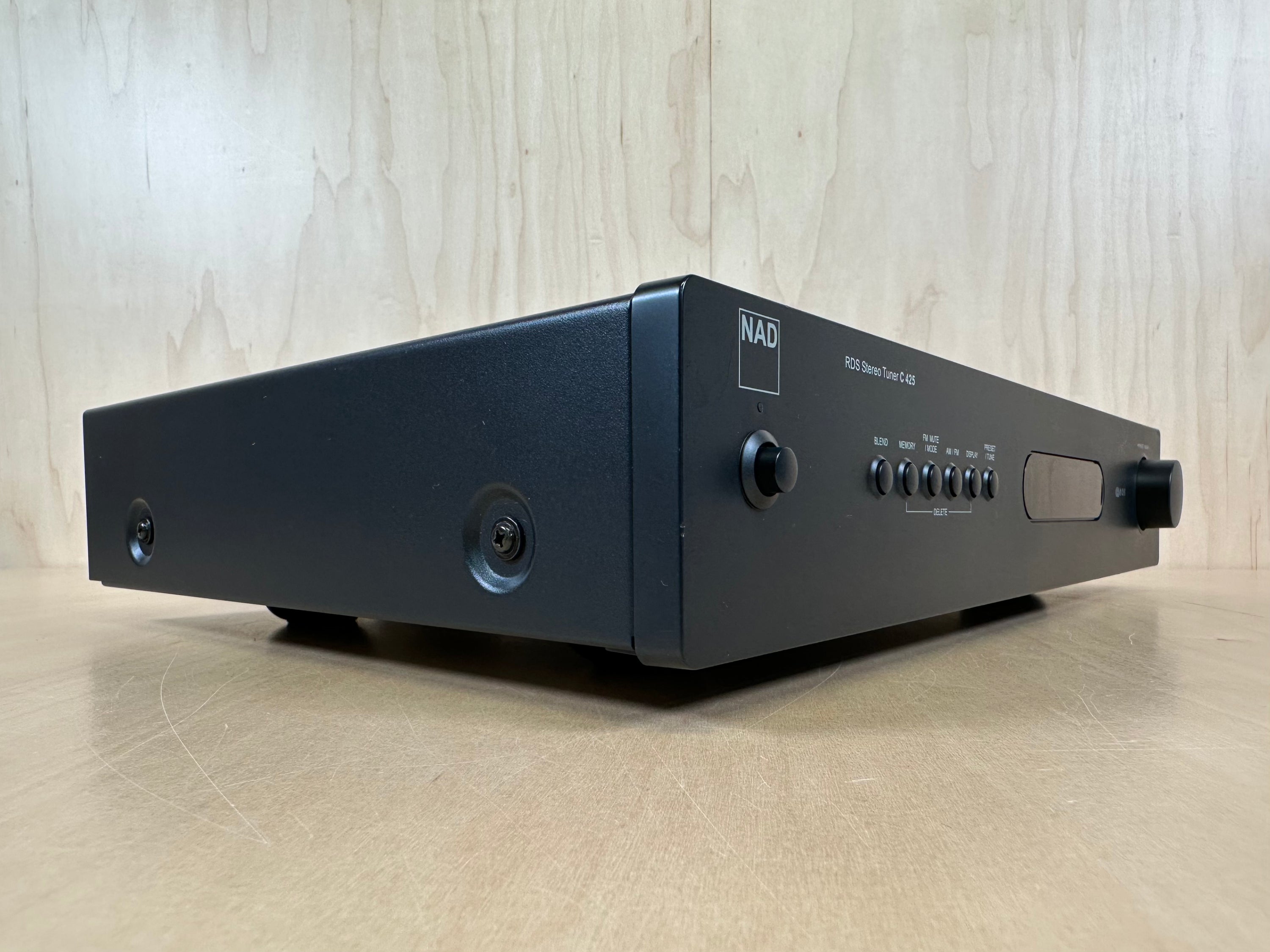 NAD RDS C425 FM/AM Tuner with Remote Control