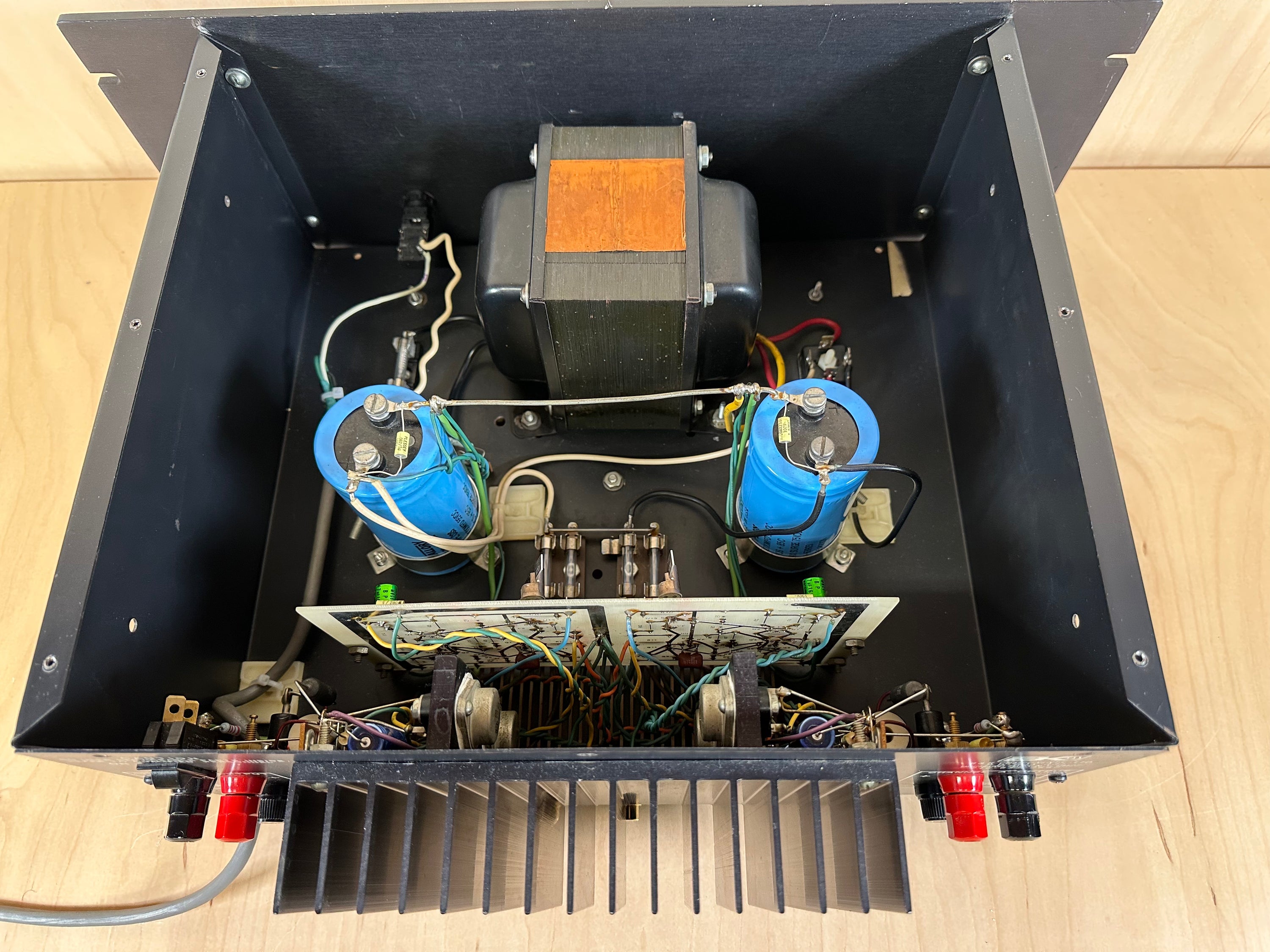 B&K Components ST-140 Stereo Power Amplifier