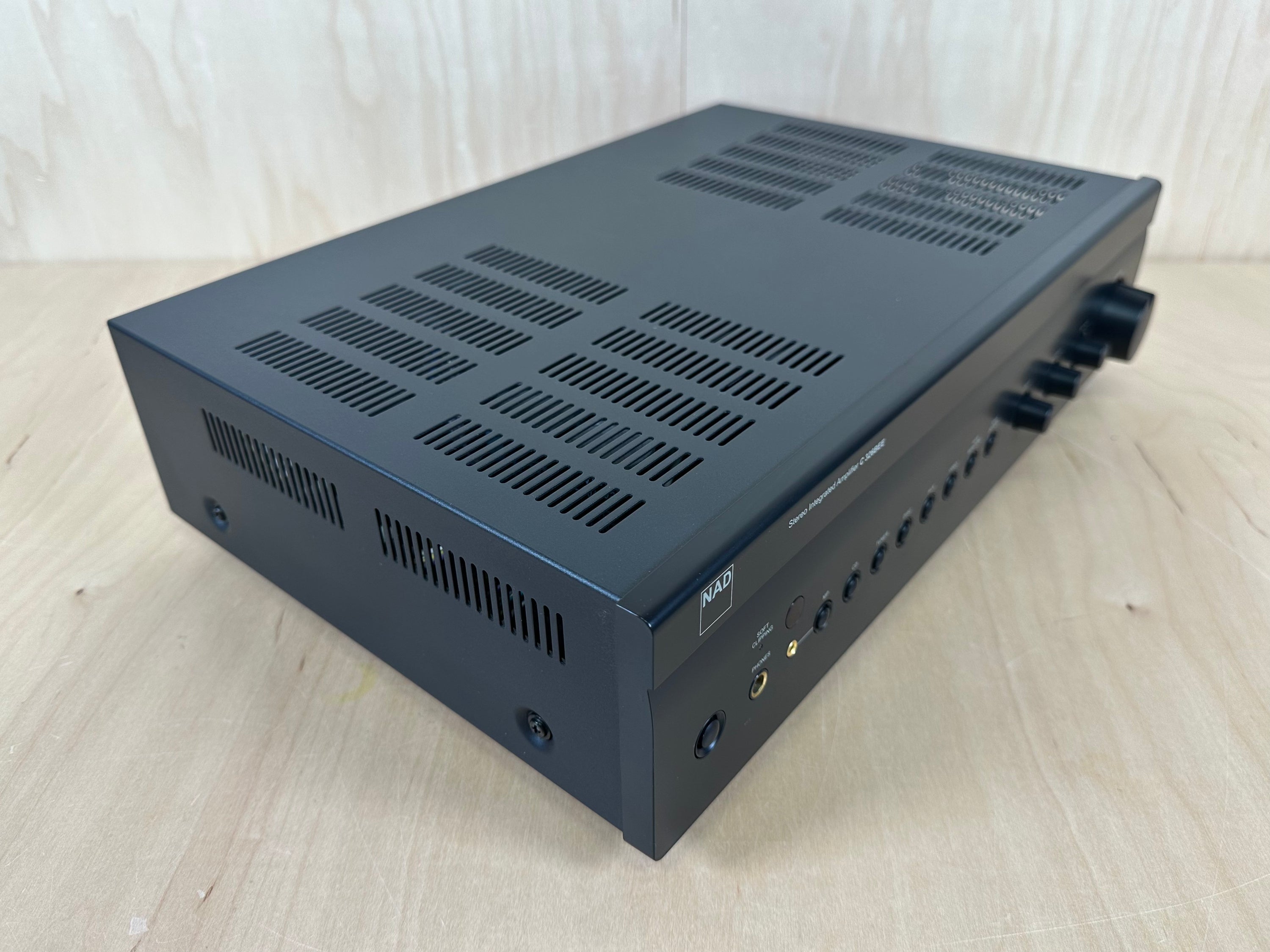 NAD C 326BEE Stereo Integrated Amplifier