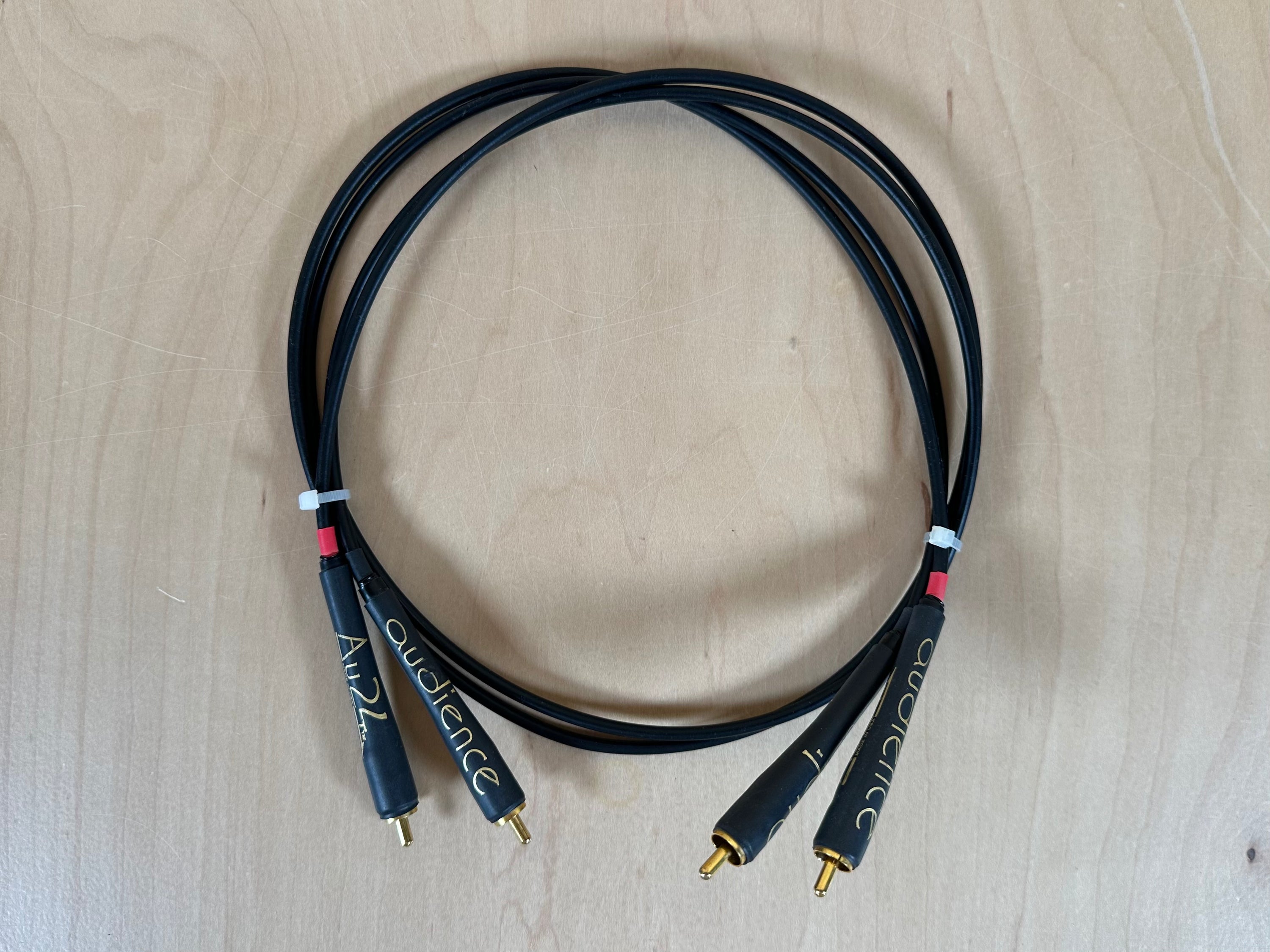 Audience AU24 RCA Interconnects 1 Meter Pair
