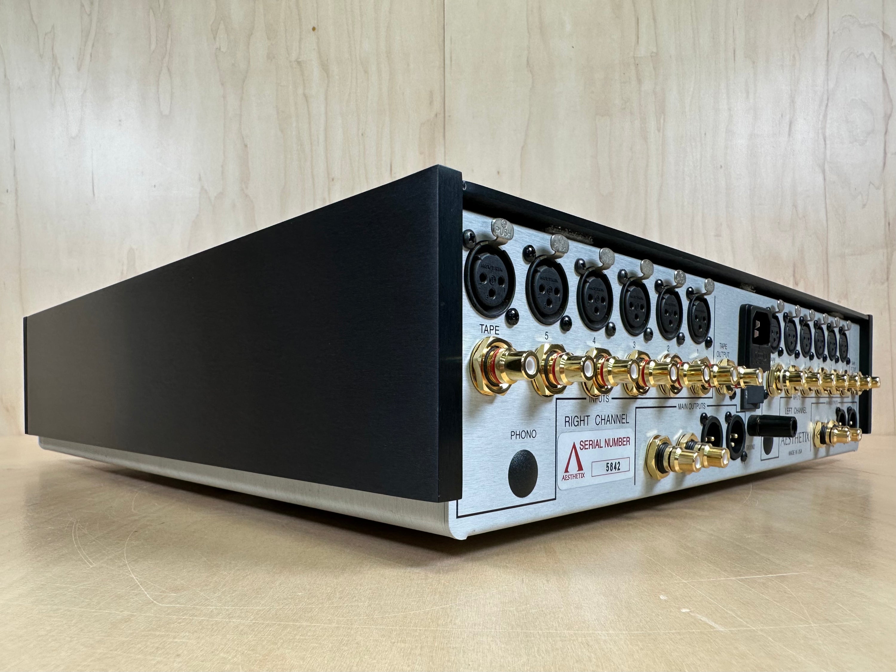 Aesthetix Calypso Signature Preamplifier