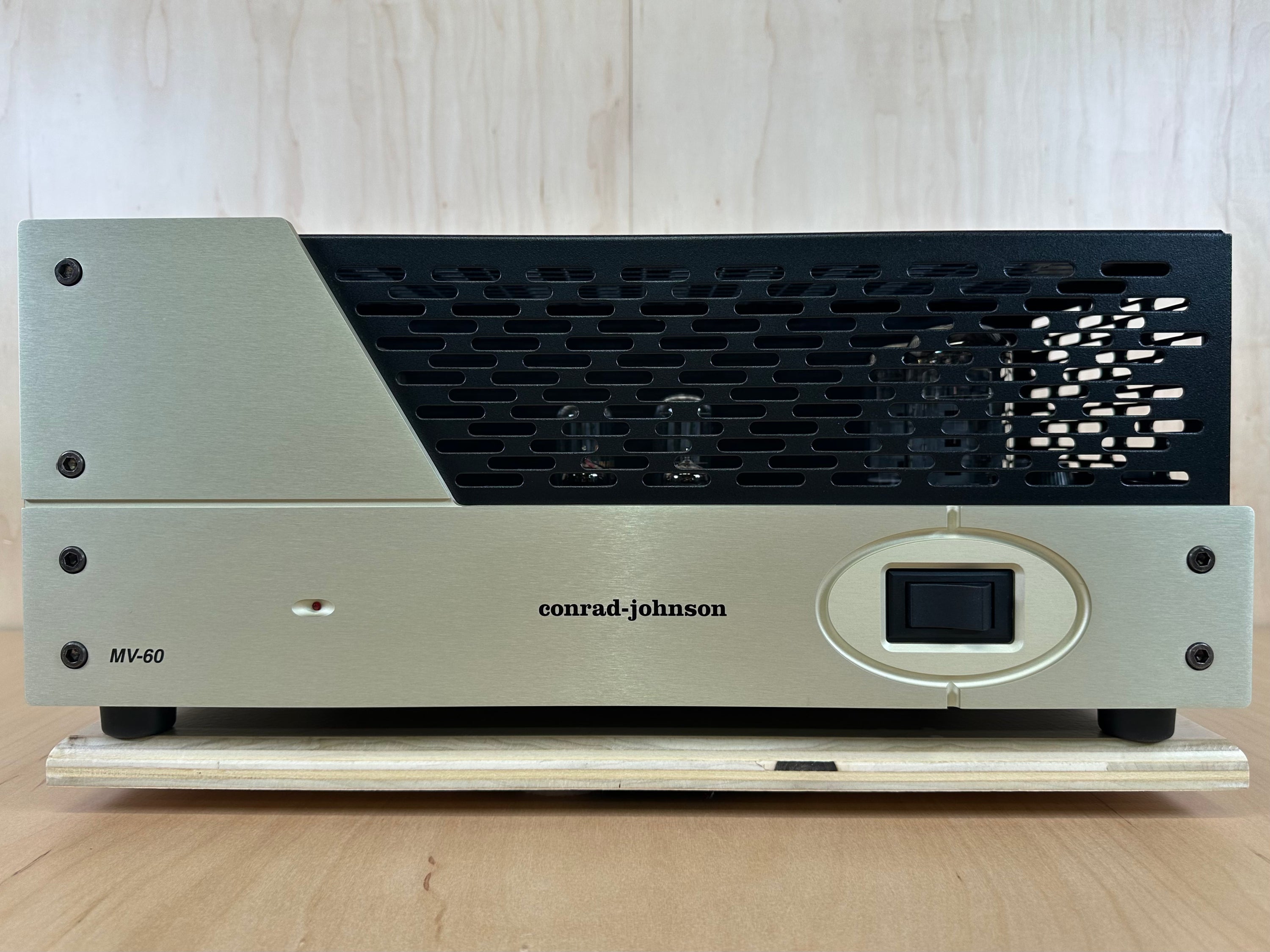 Conrad Johnson MV60SE Tube Amplifier