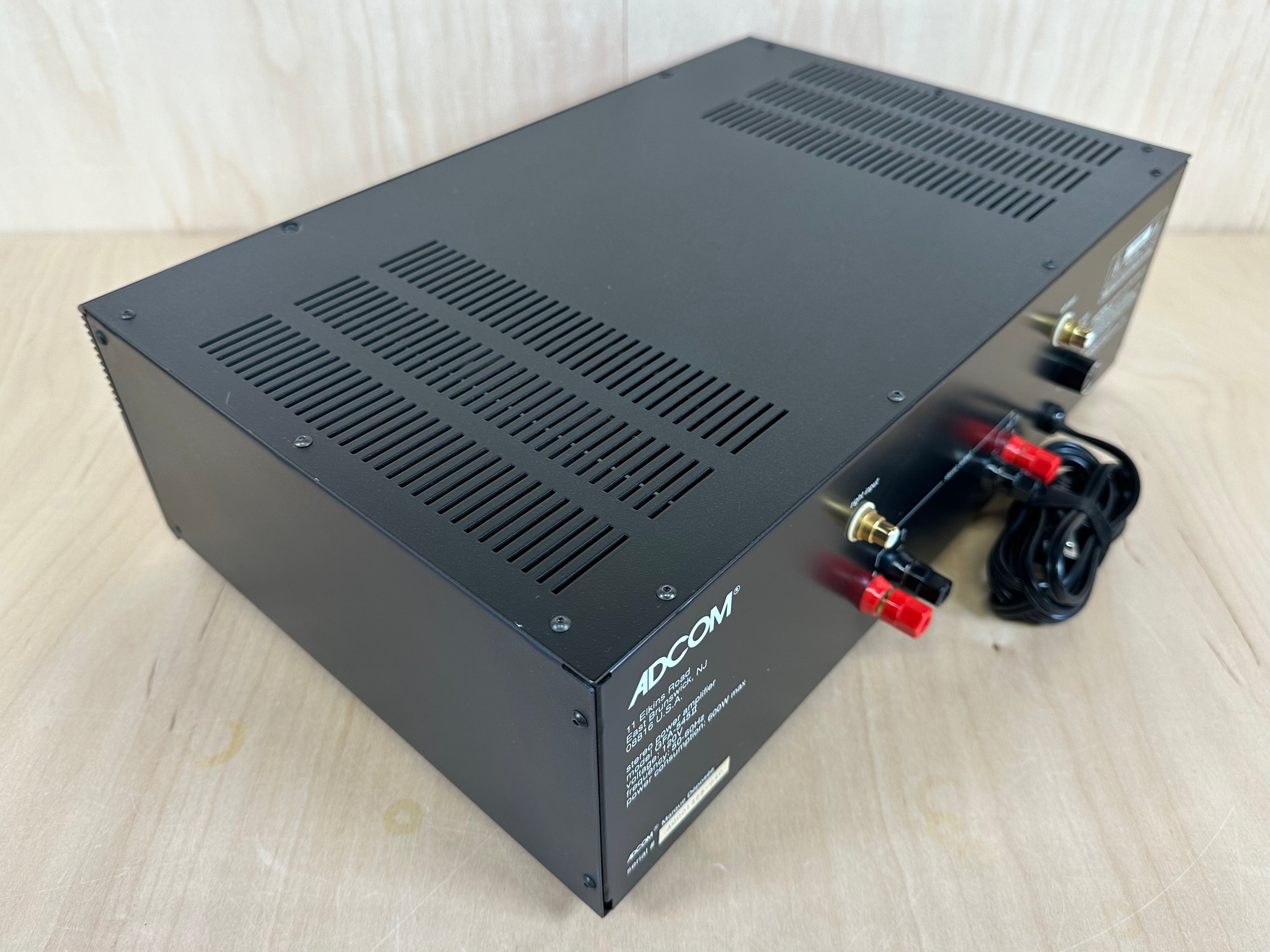 Adcom GFA-545 II Stereo Amplifier