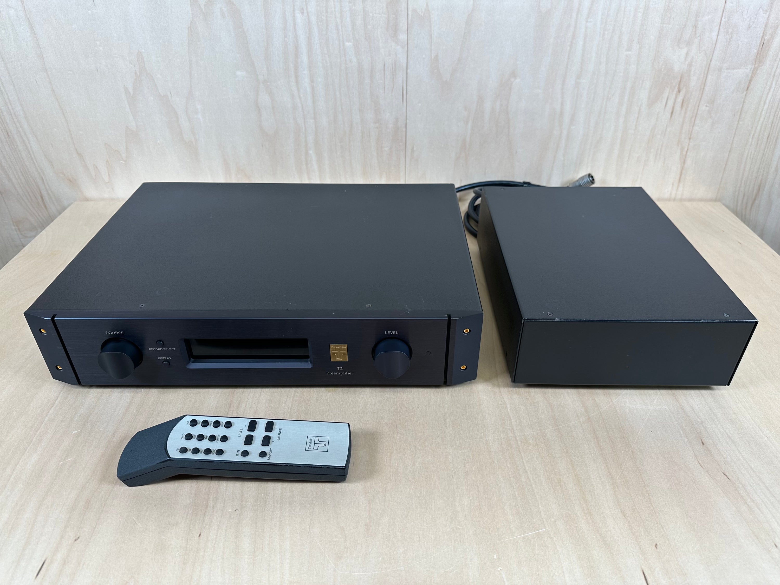 Threshold T2 Preamplifier