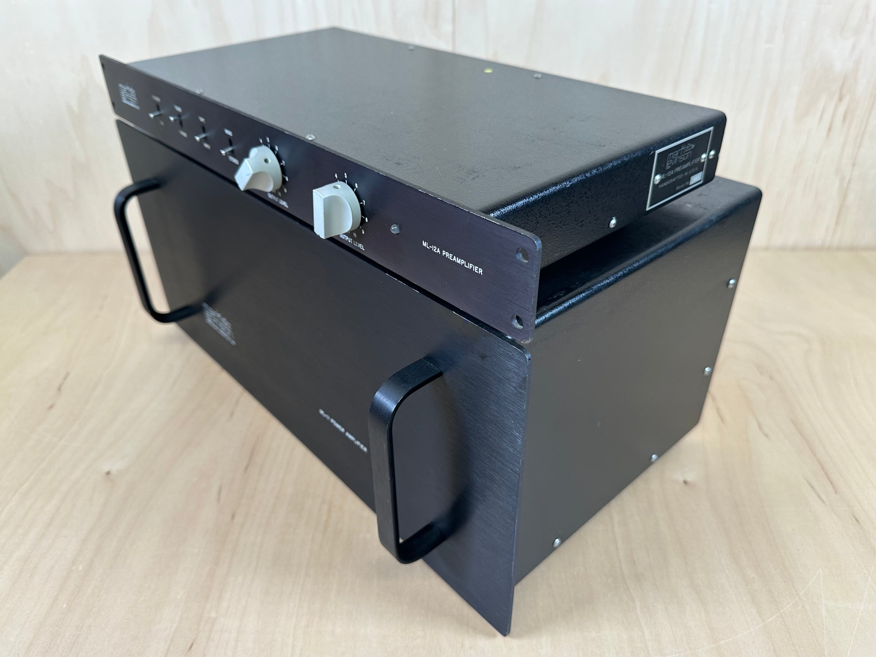 Mark Levinson ML-12A Preamp And ML-11 Power Amp READ