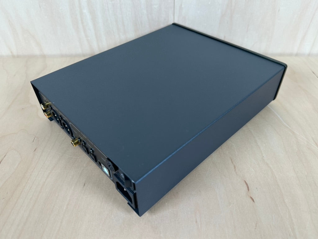 Hegel HD12 DSD DAC and Headphone Amp w/Remote
